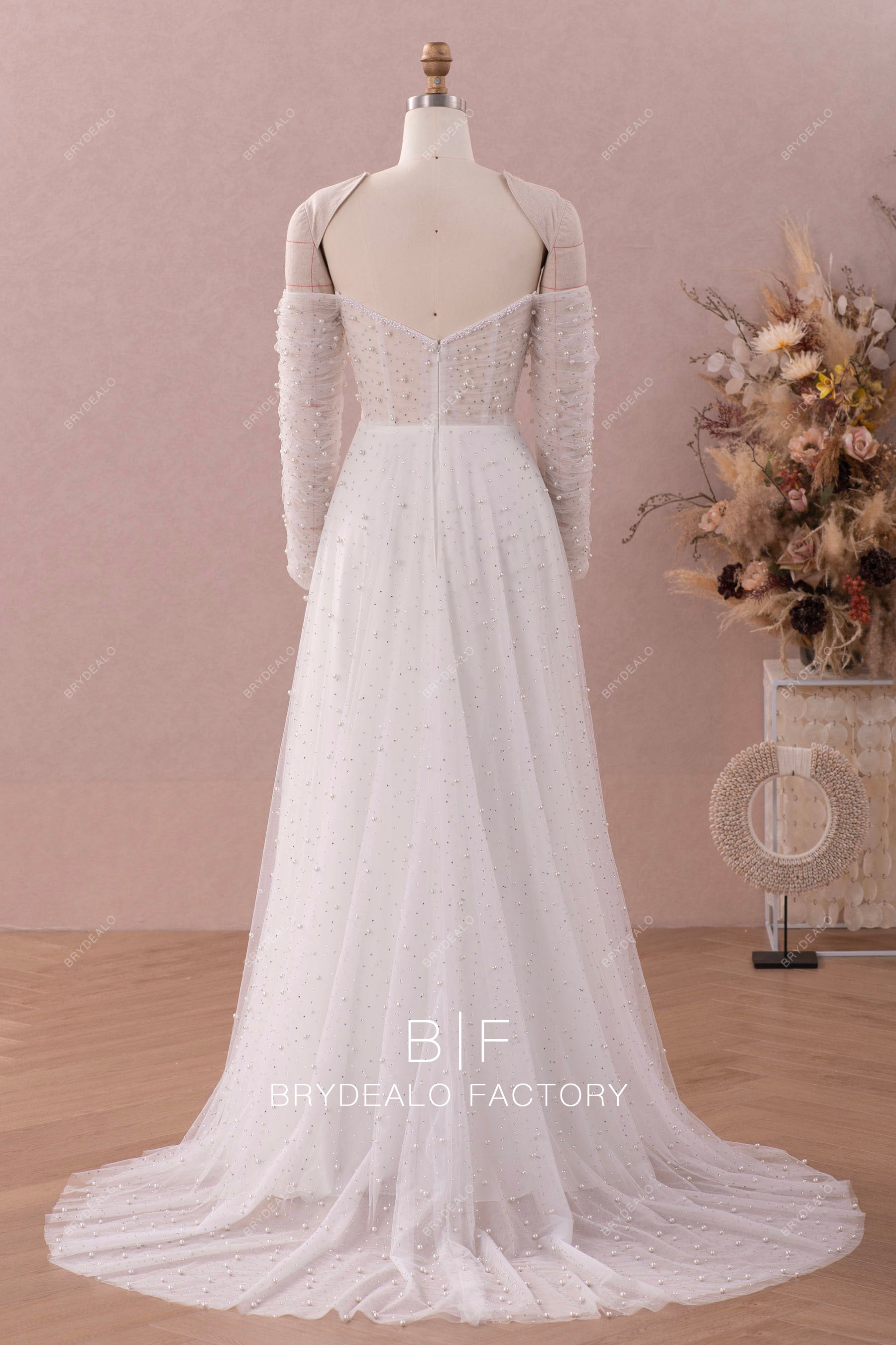 court train pleated sleeve wedding dress