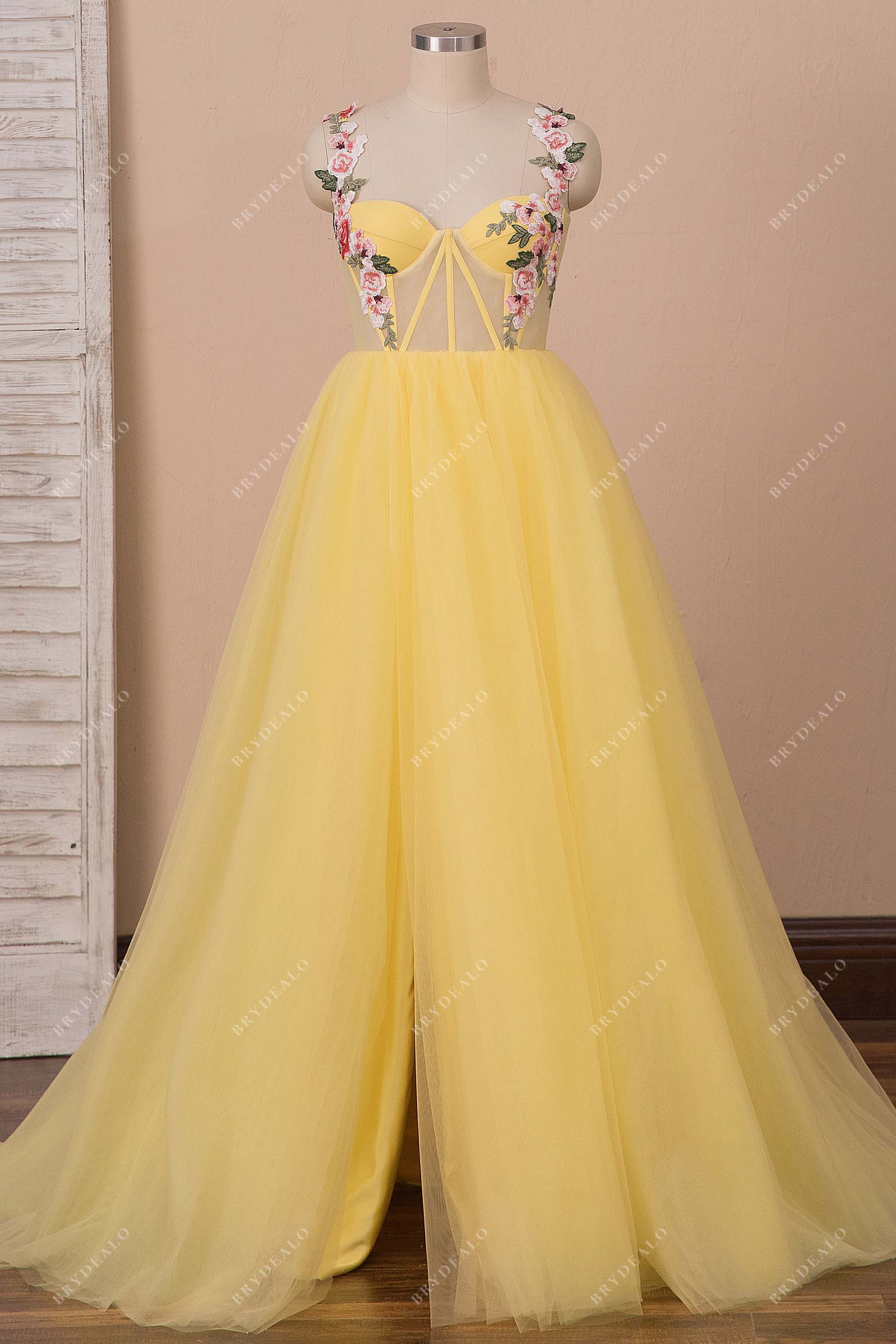 daffodil yellow tulle slit embroidery prom dress