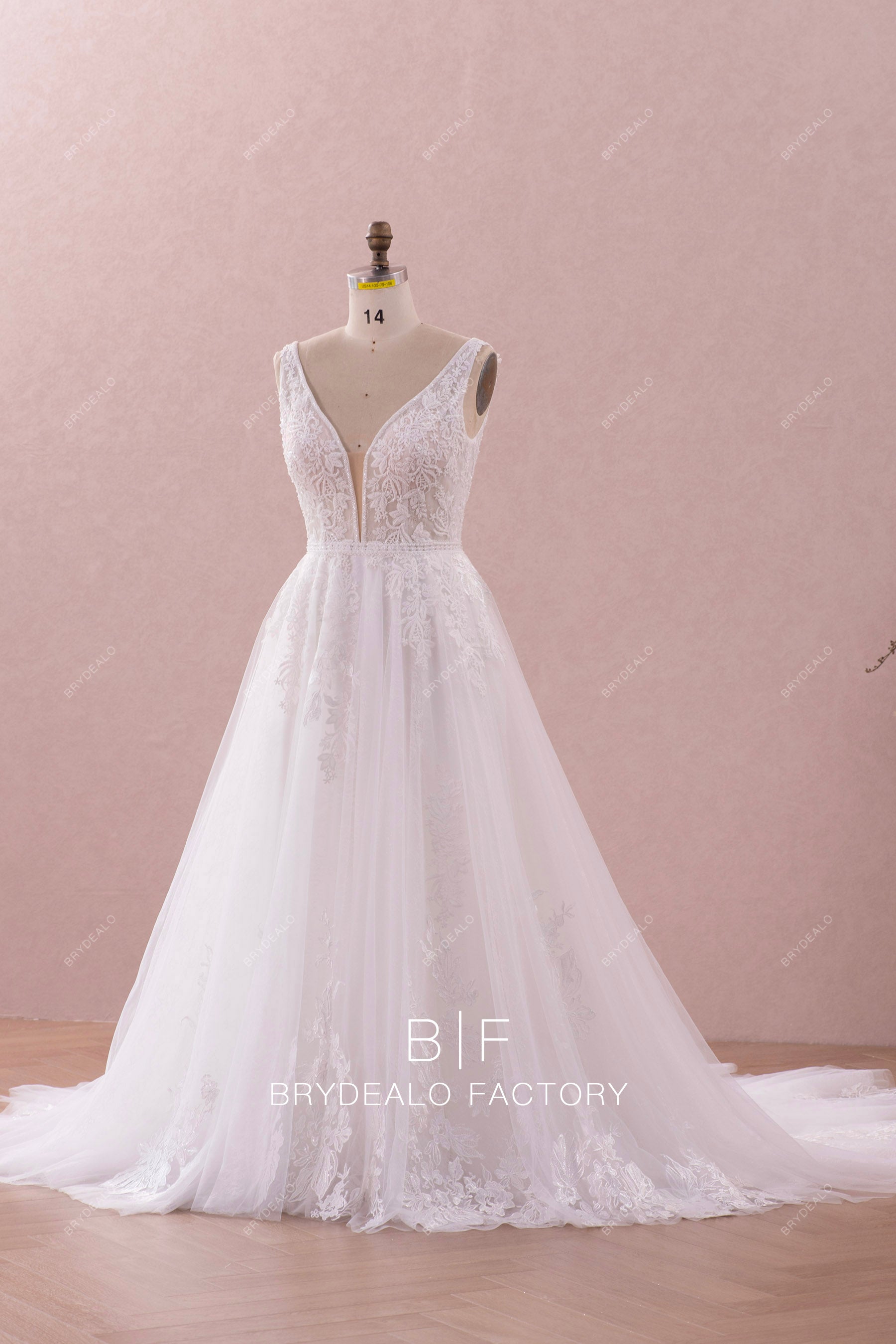 deep V-neck lace tulle wedding dress