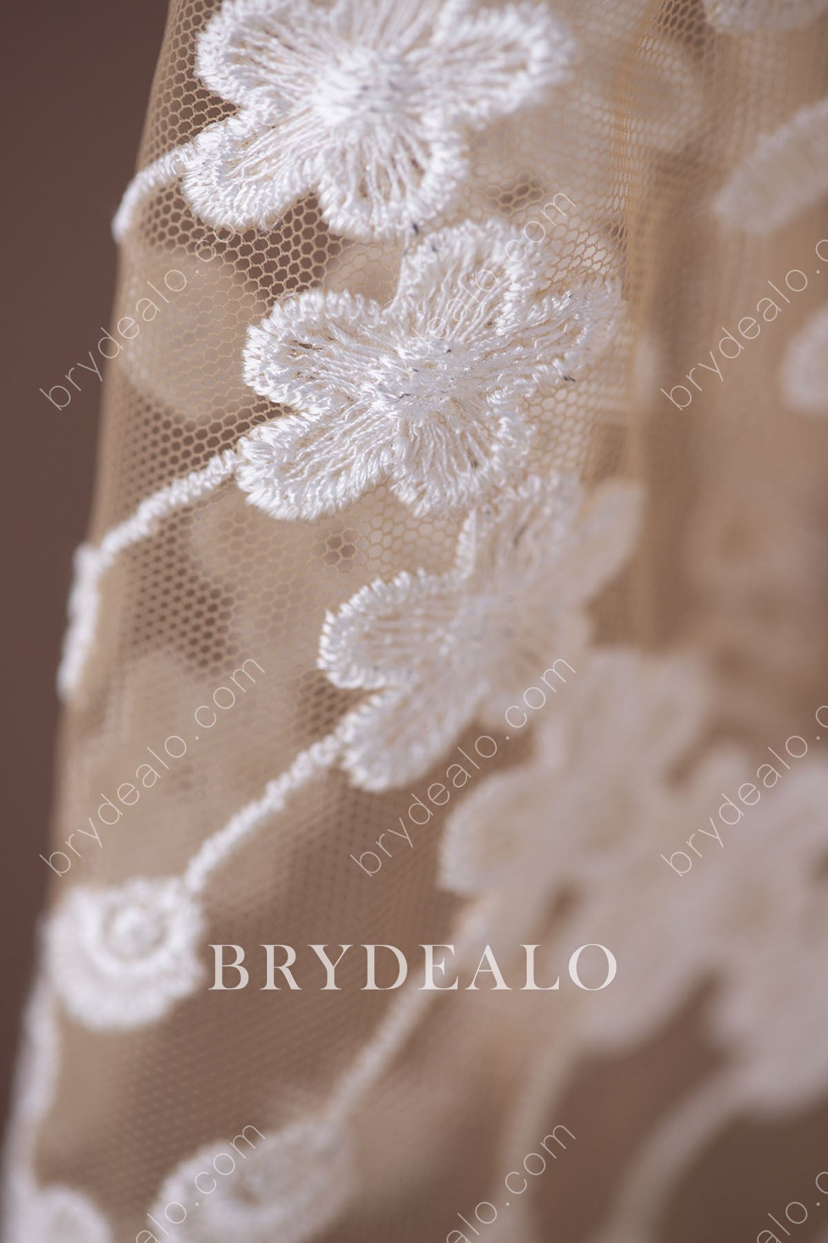 Pretty Flower Leaf Champagne Bridal Lace Fabric for Wholesale