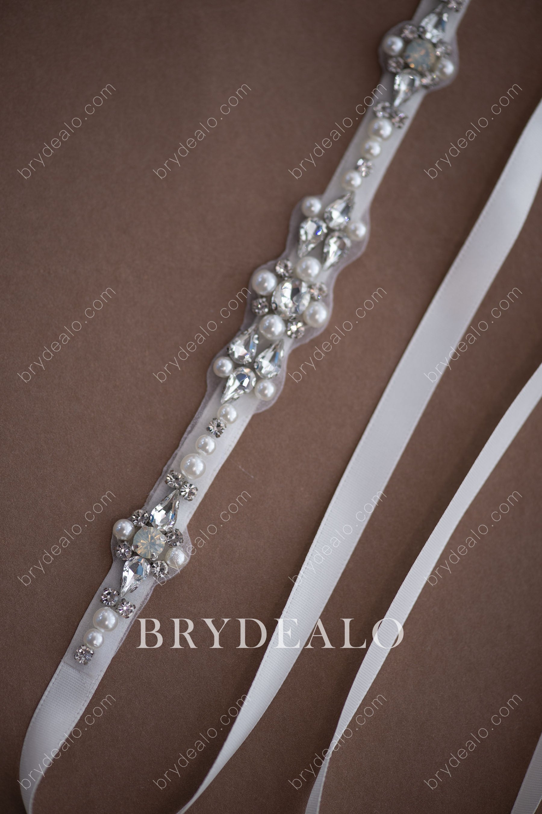 Wholesale Glamorous Pearls Crystals Bridal Sash