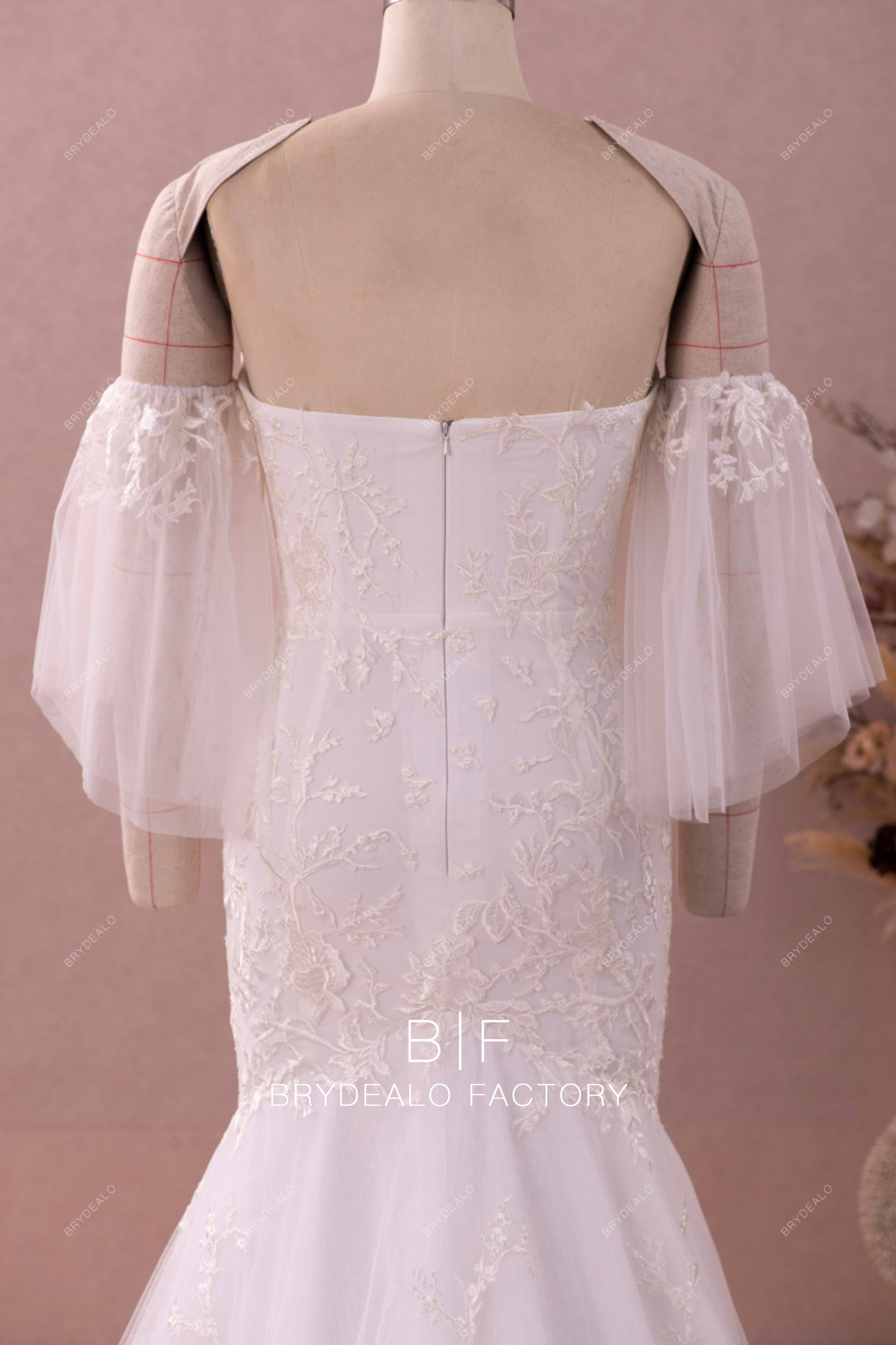 detachable fluter sleeve bridal gown