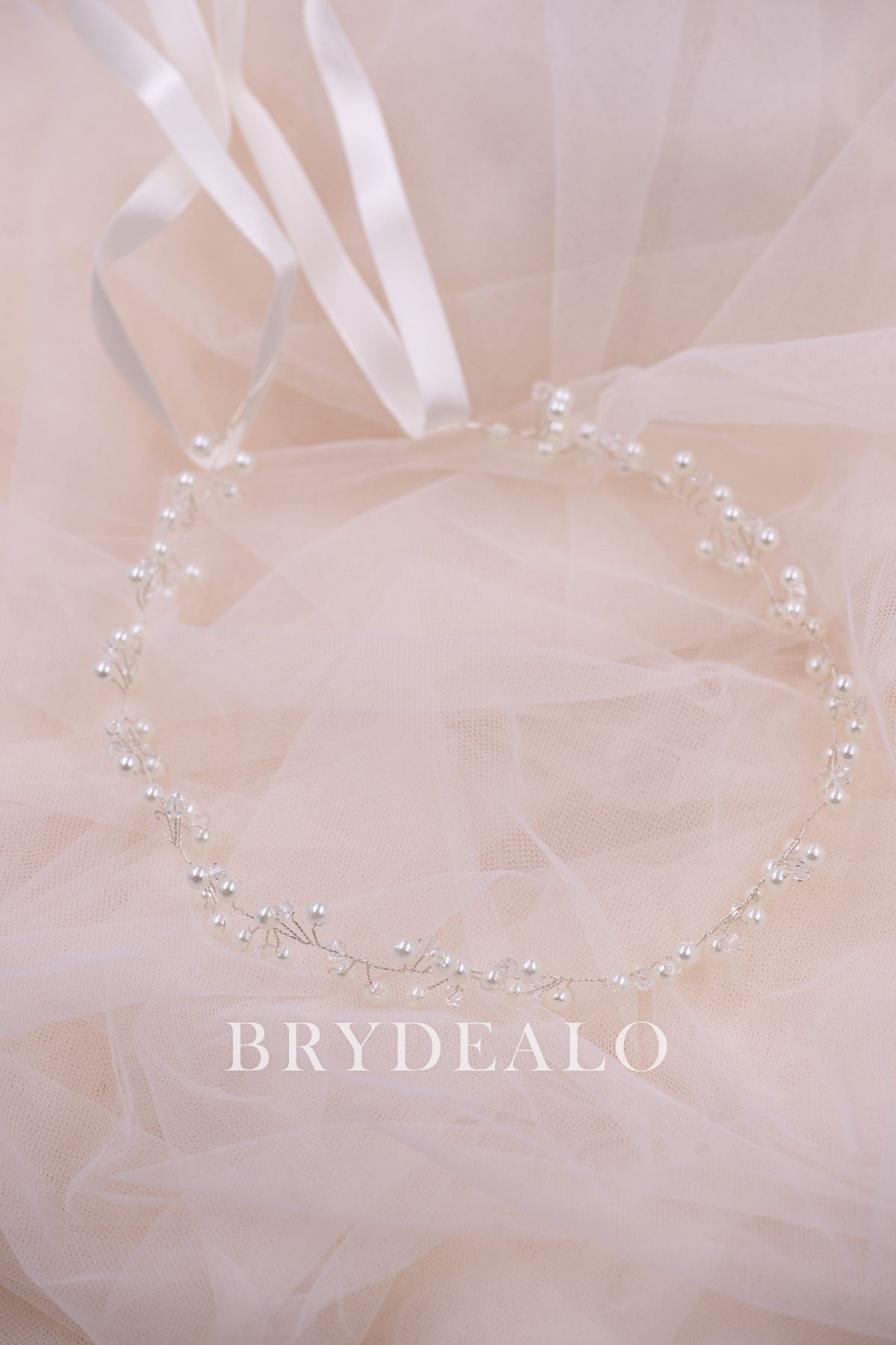 Dreamlike Pearls Rhinestones Bridal Headband