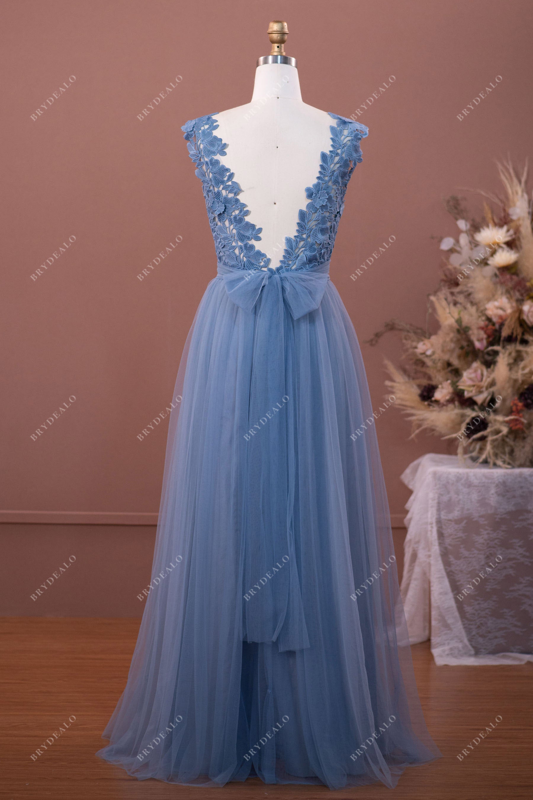 Dusty Blue Lace Tulle V-back A-line Bridesmaid Dress