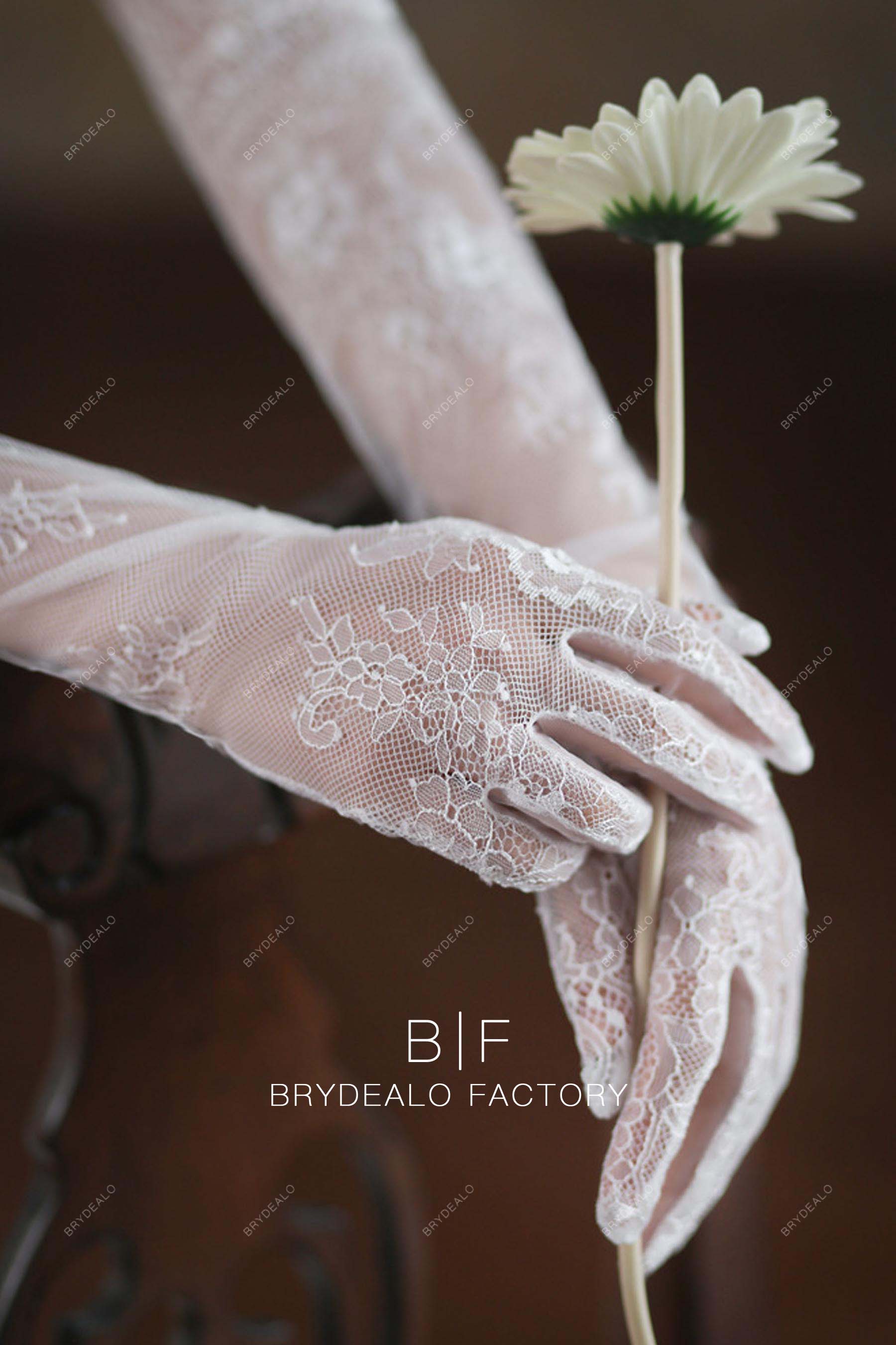 elegant lace bridal gloves for wedding