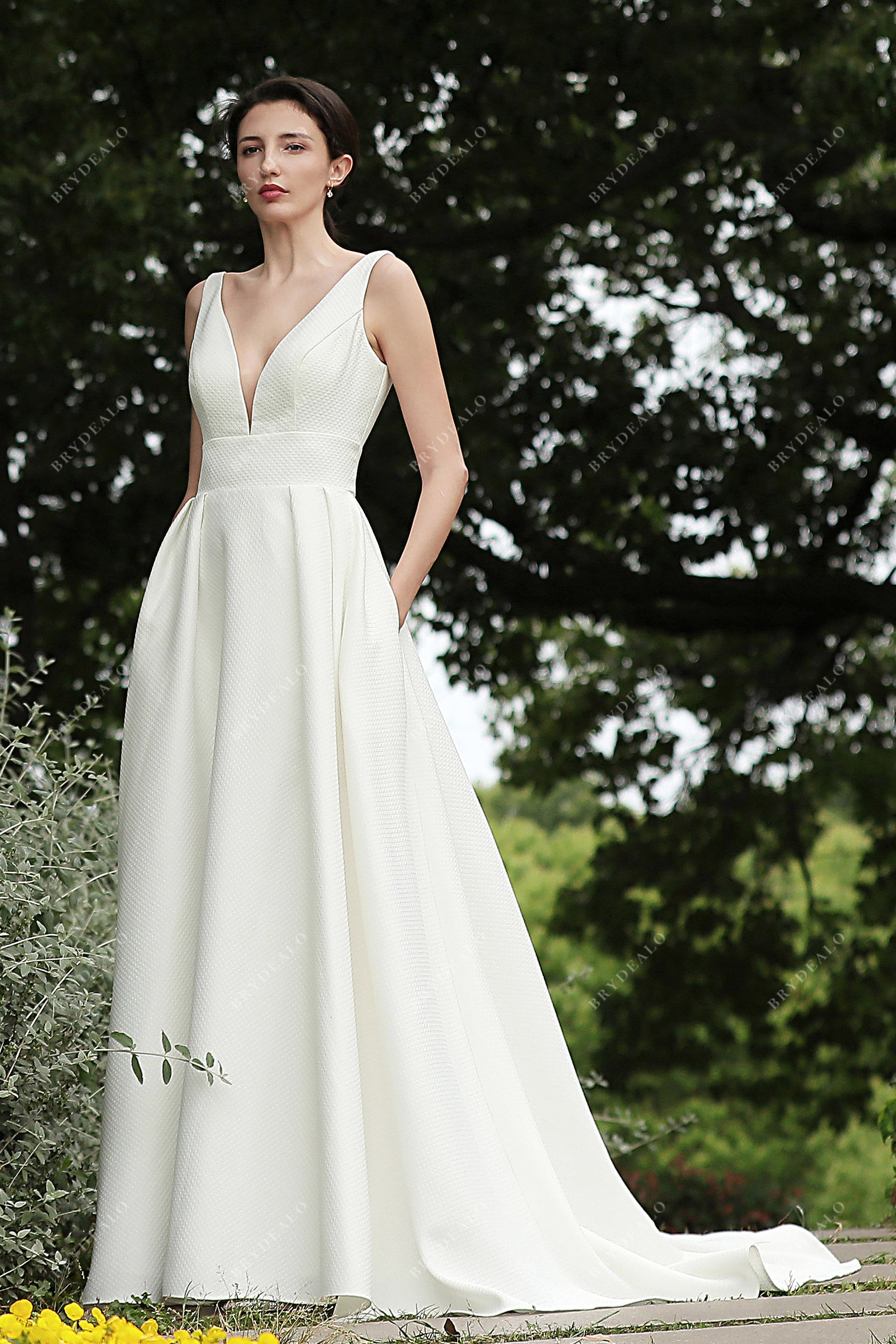 Elegant Textured Wedding Dress with Pockets
