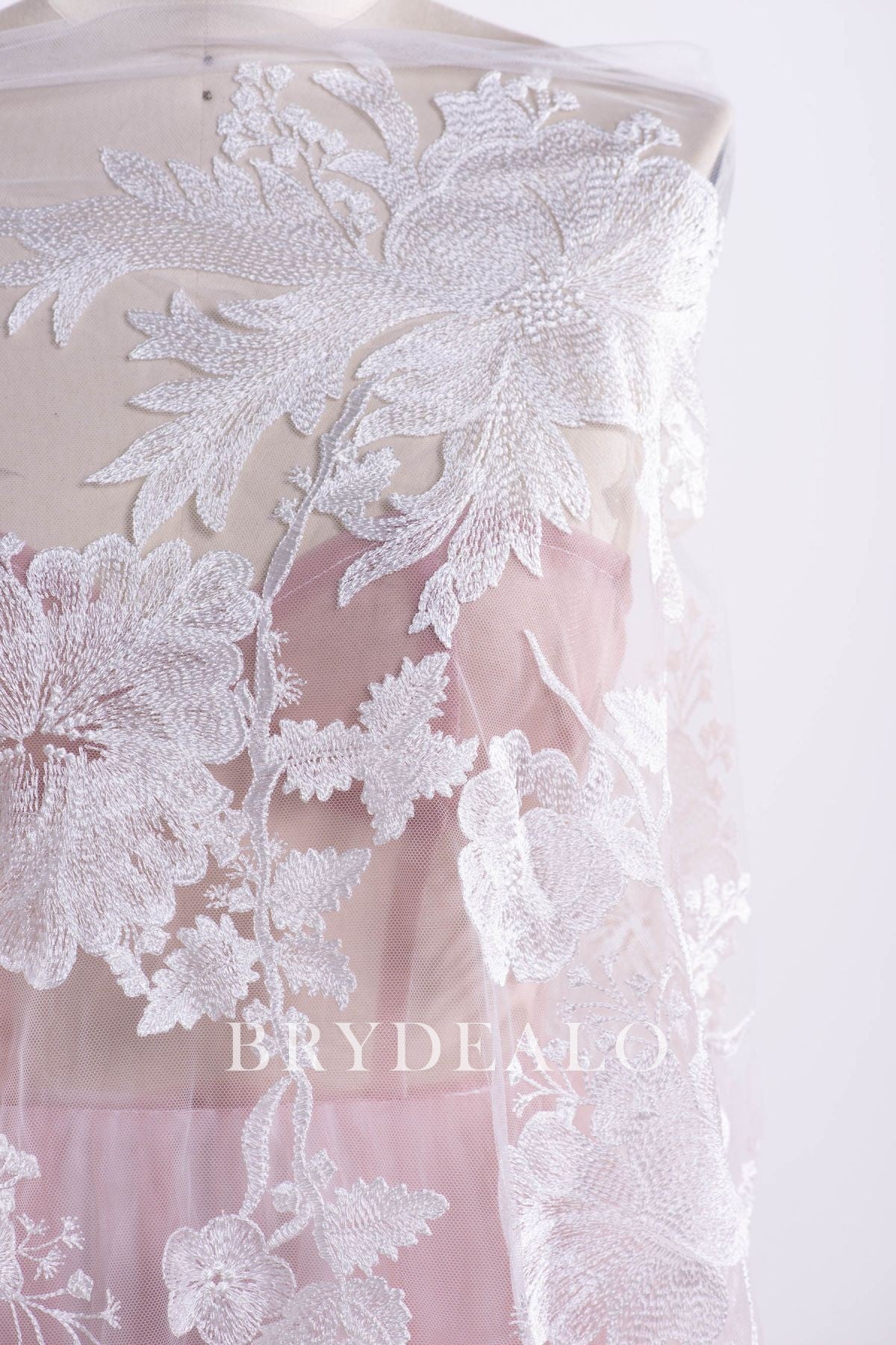 Beautiful Flower Bridal Lace Fabric