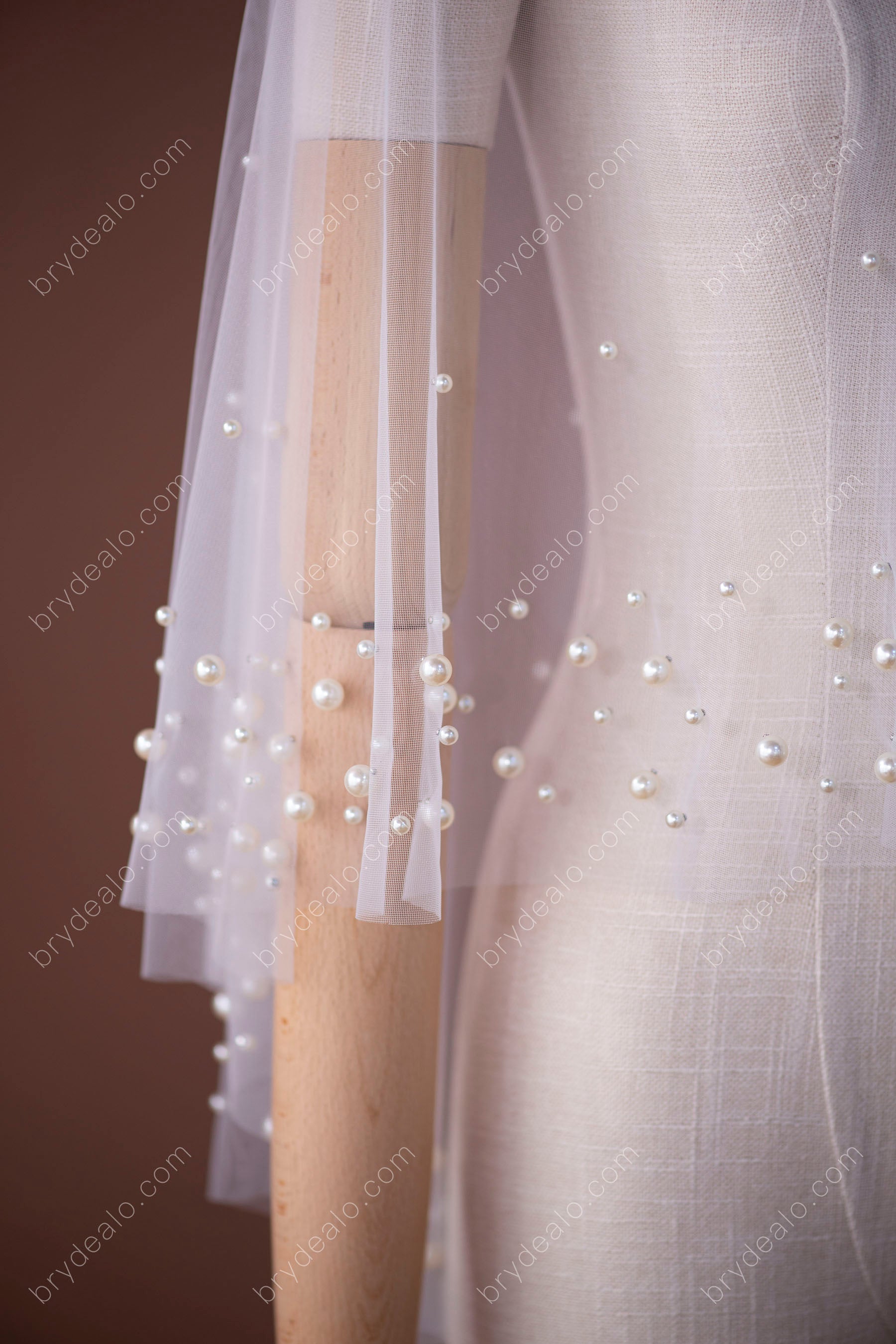Glamorous Pearls Elbow Length Bridal Cape