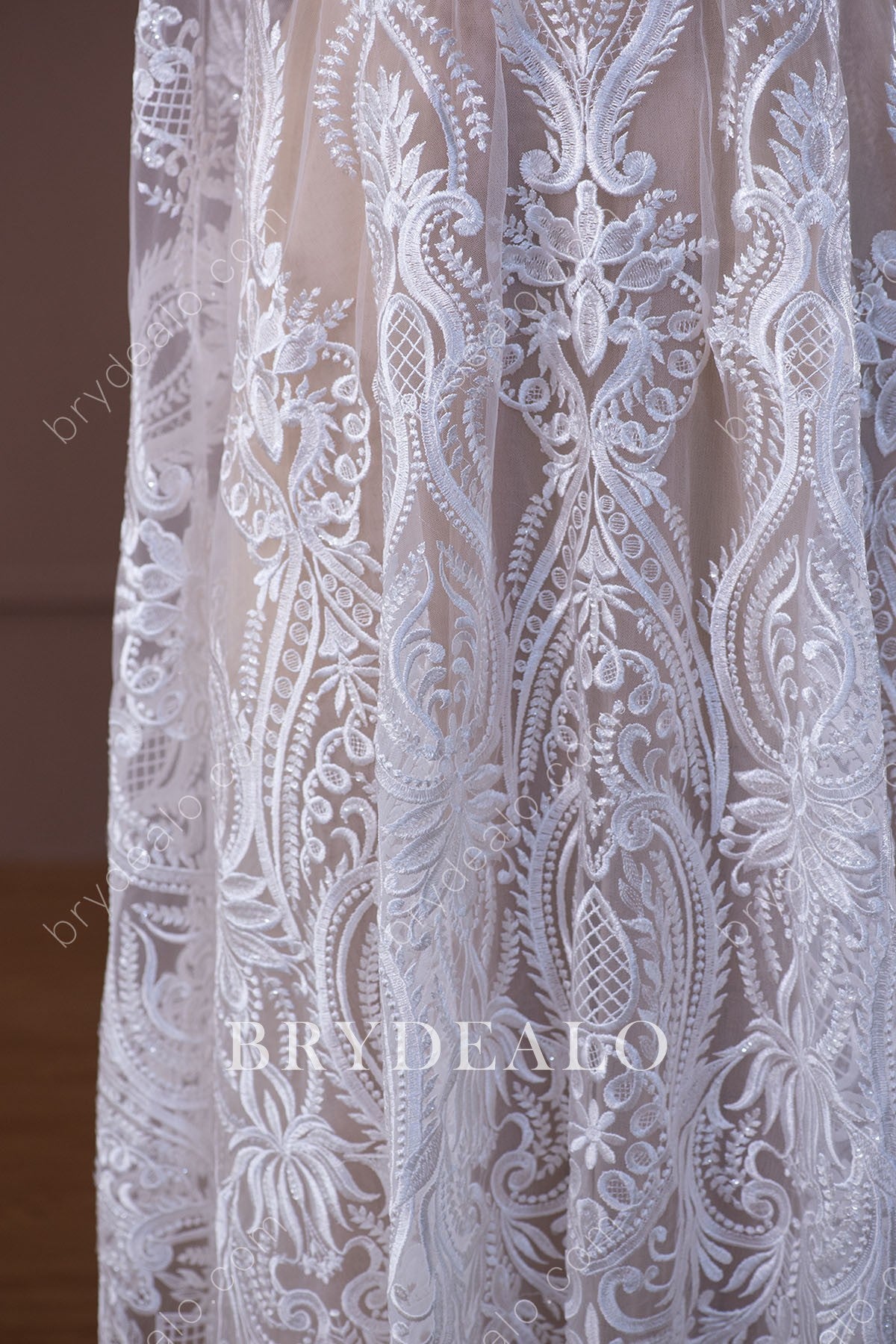 Designer Abstract Pattern Embroidery Lace Fabric for Wholesale