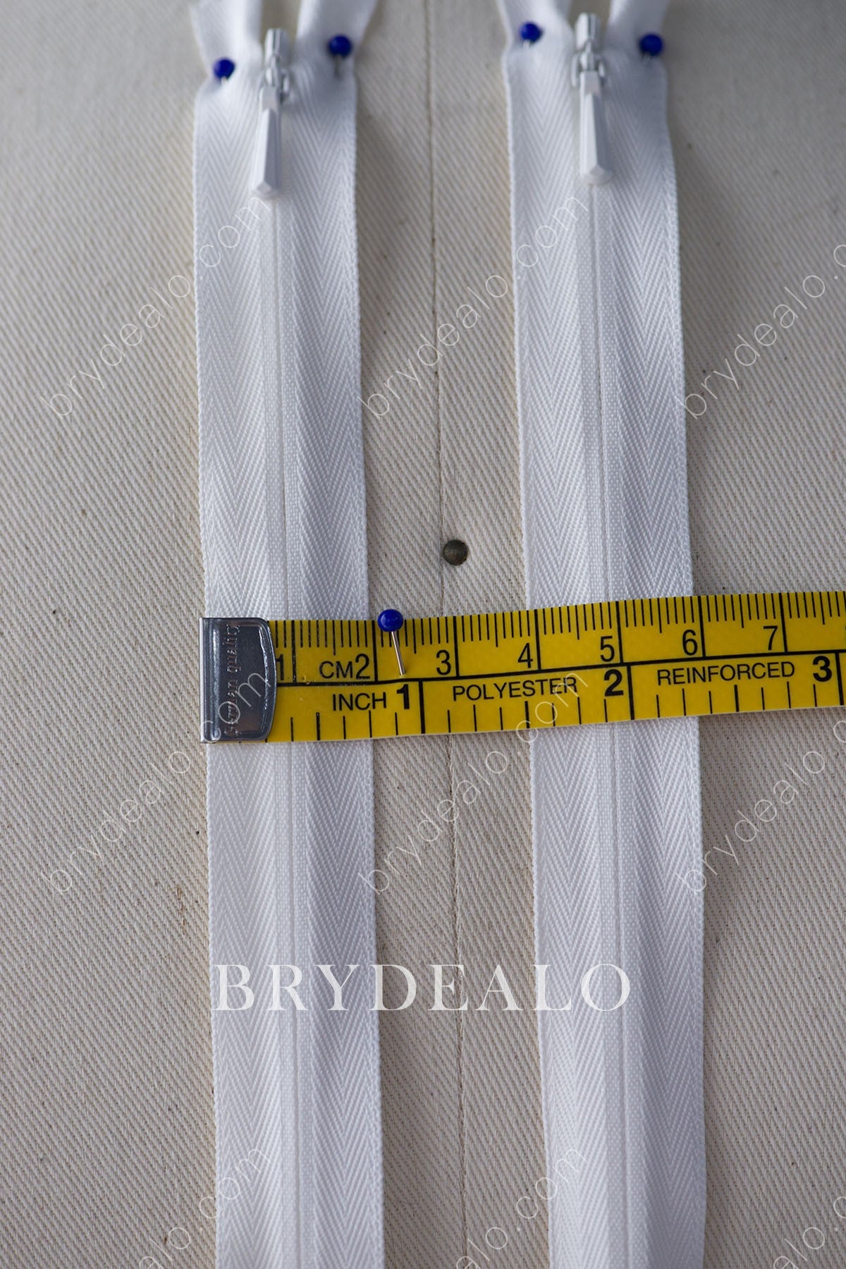 Quality Light Ivory Invisible Zipper for Wholesale
