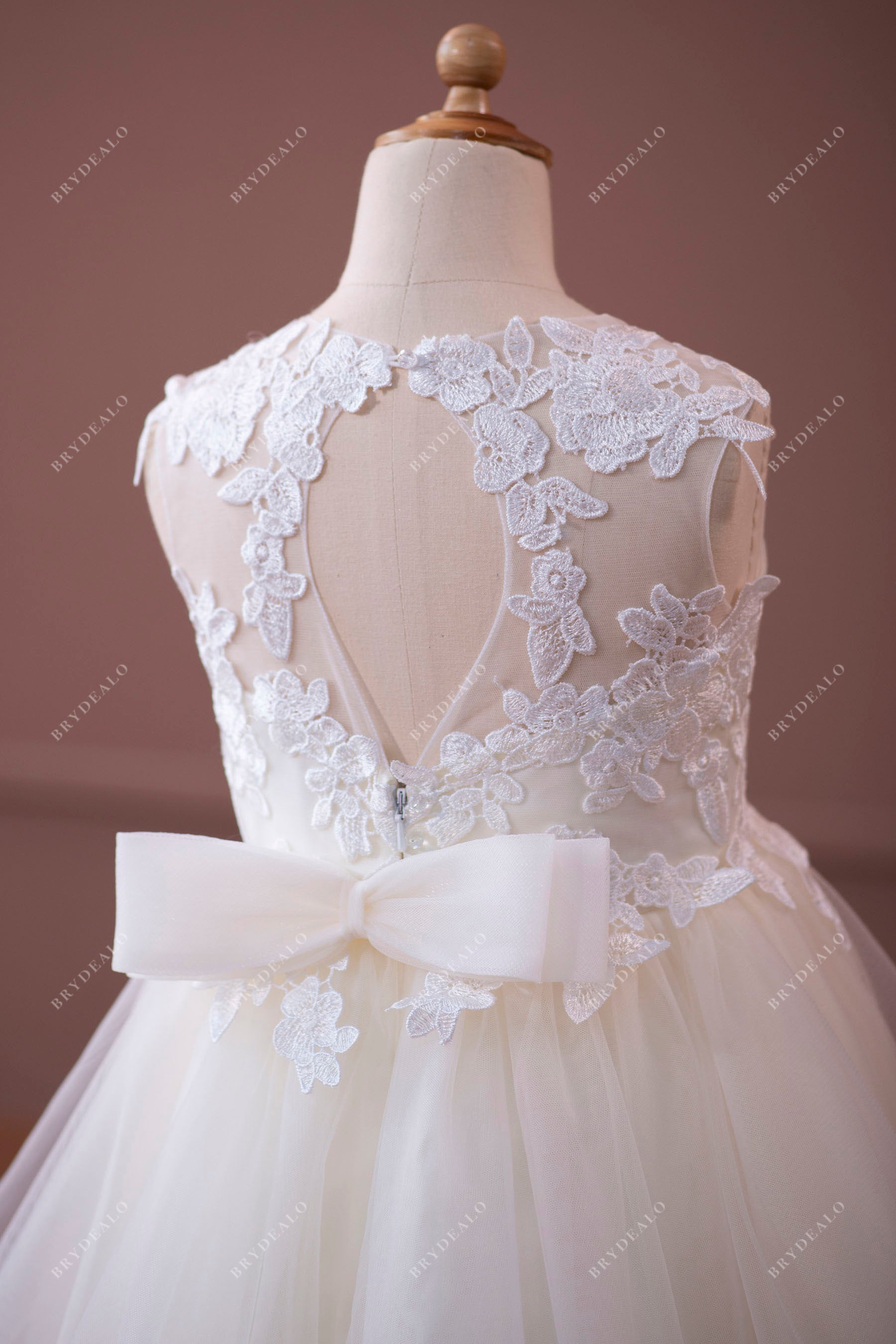 ivory keyhole back flower girl gown