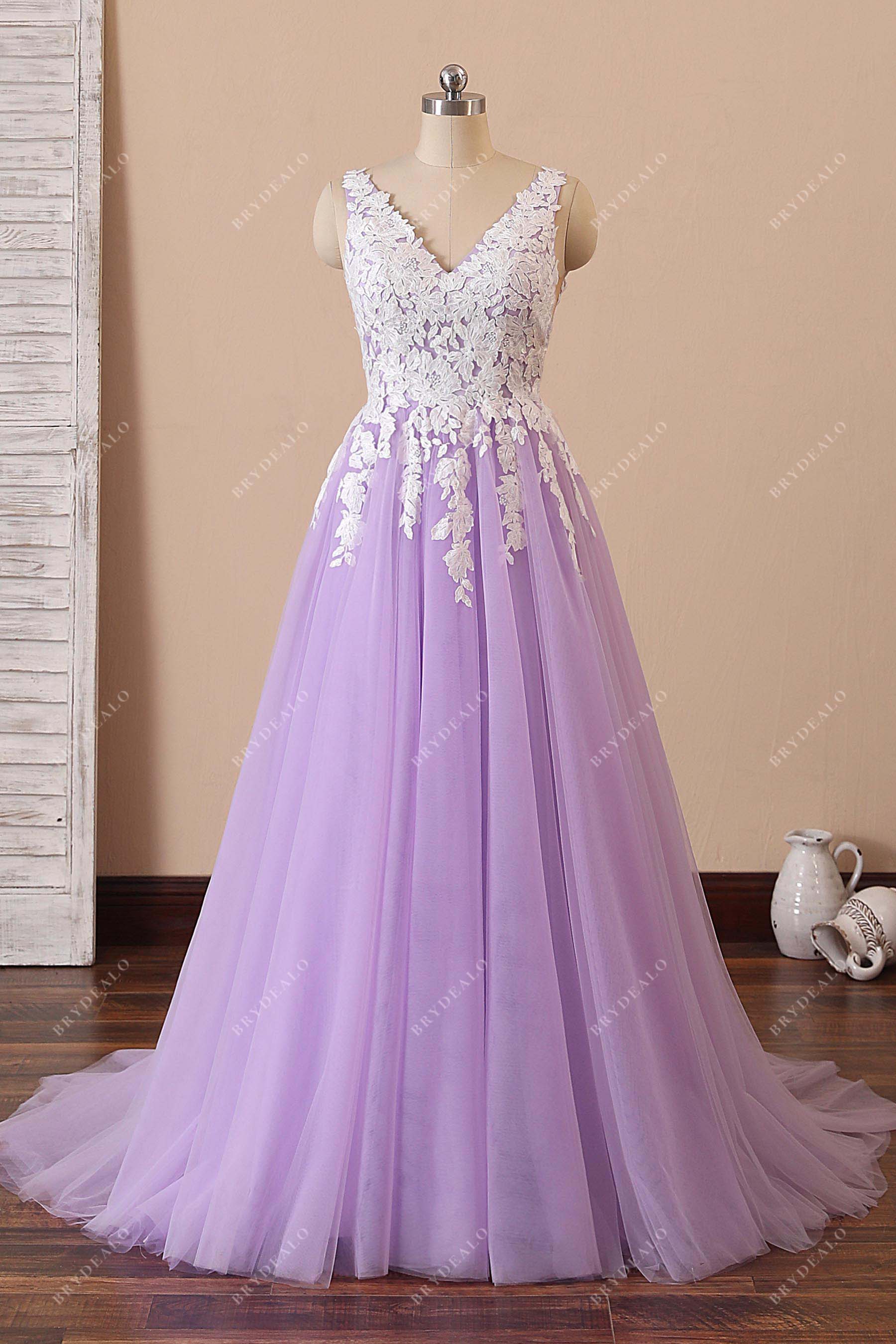 ivory lace V-neck lilac tulle prom dress