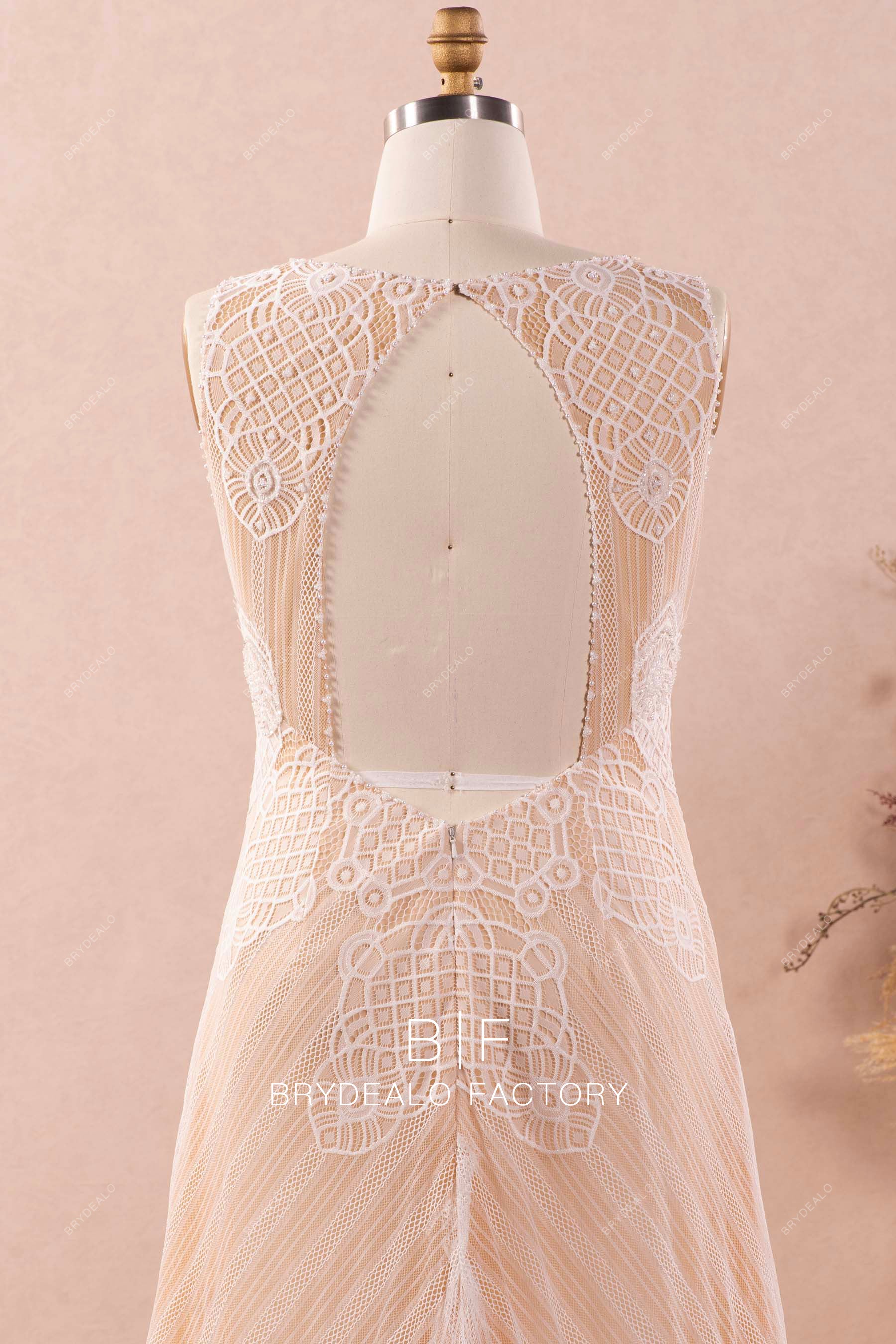 keyhole back lace wedding dress