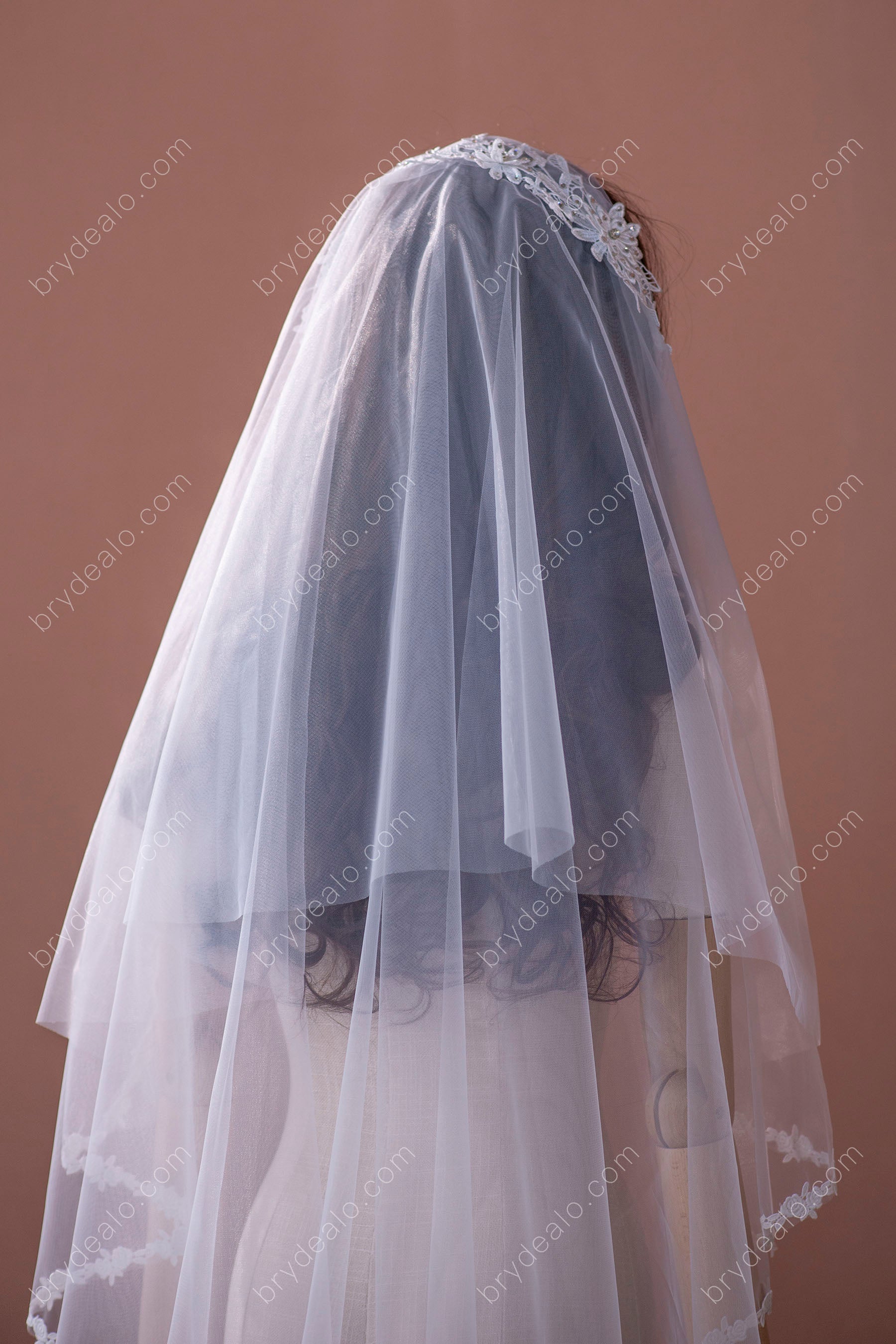 two-tier lace veil