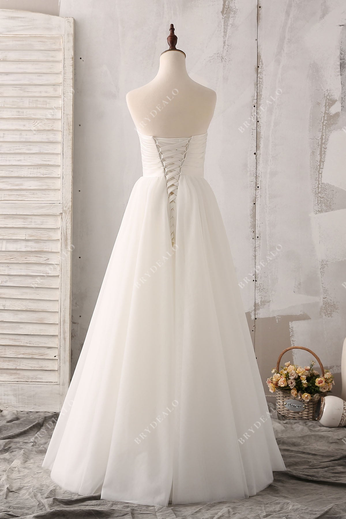 lace-up back strapless satin tulle floor length wedding dress