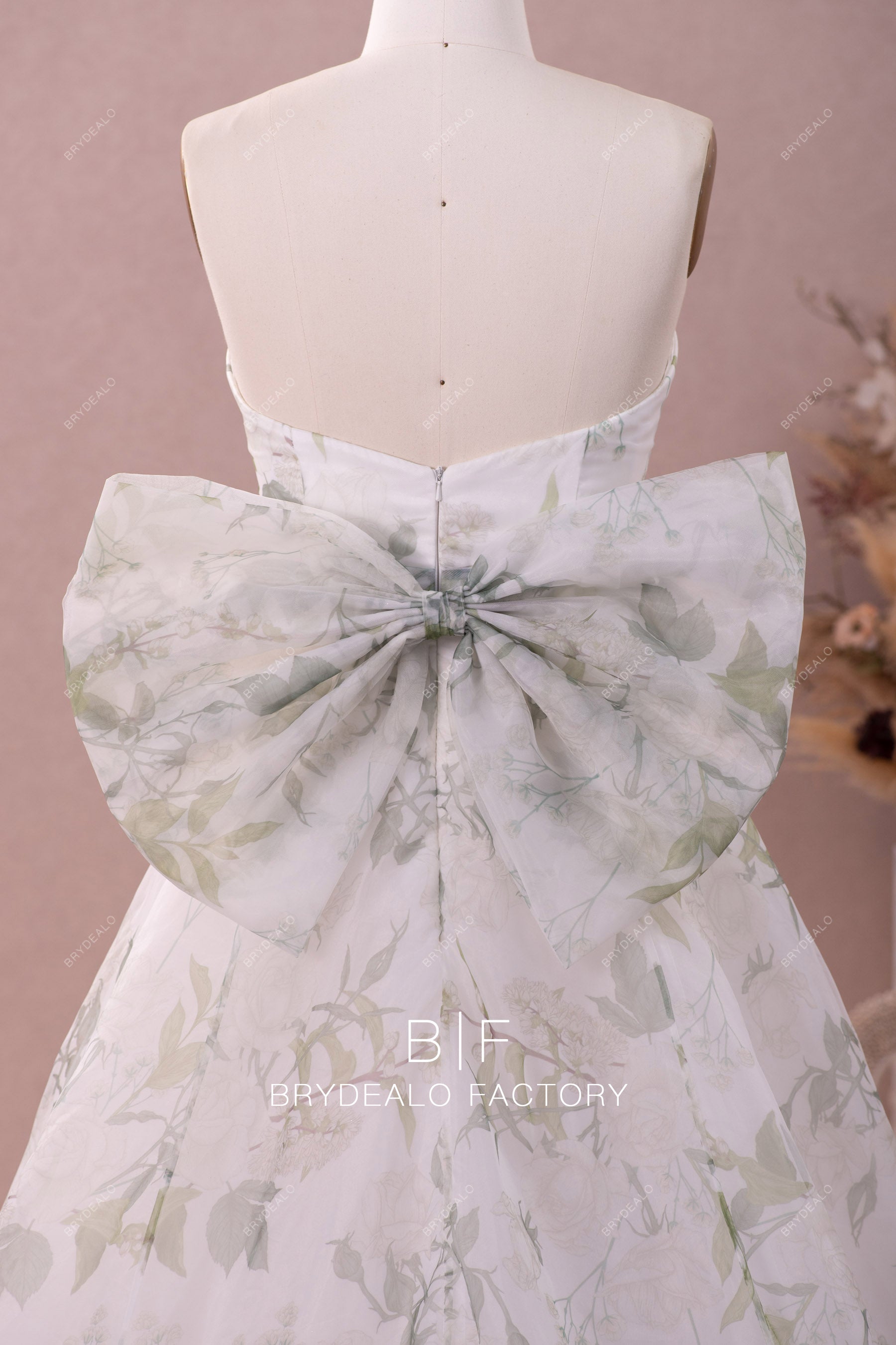 Sample Sale | Floral Organza Large Bowknot A-line Wedding Dress