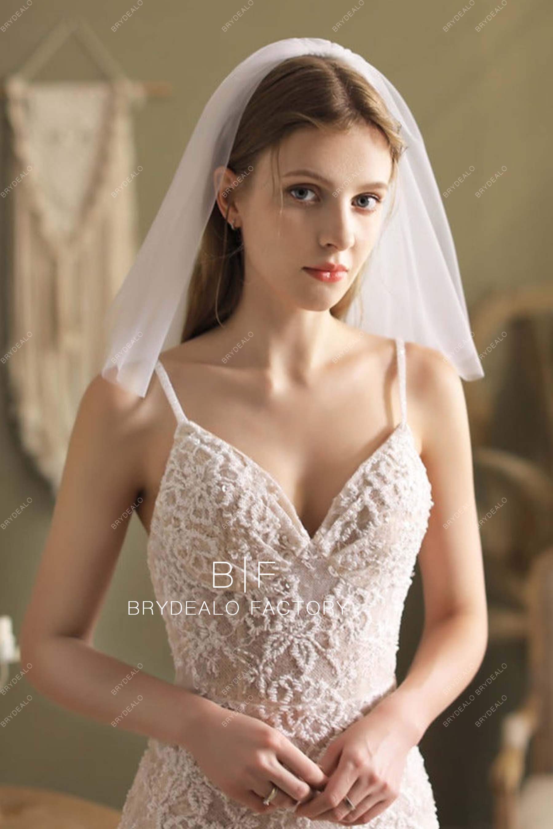 Soft Tulle Shoulder Length Ivory Bride Wedding Veils Short