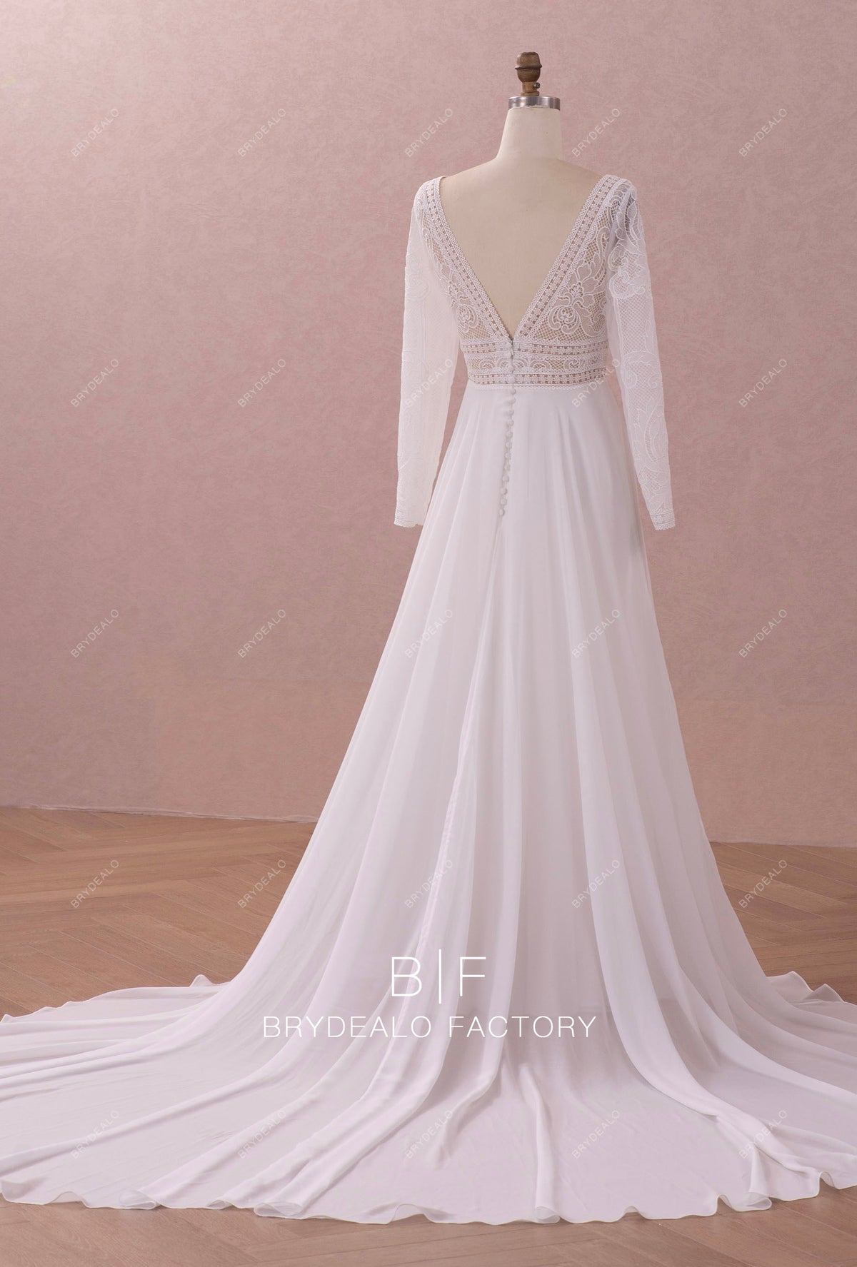 Sleeved Lace Flowing Chiffon Wedding Dress