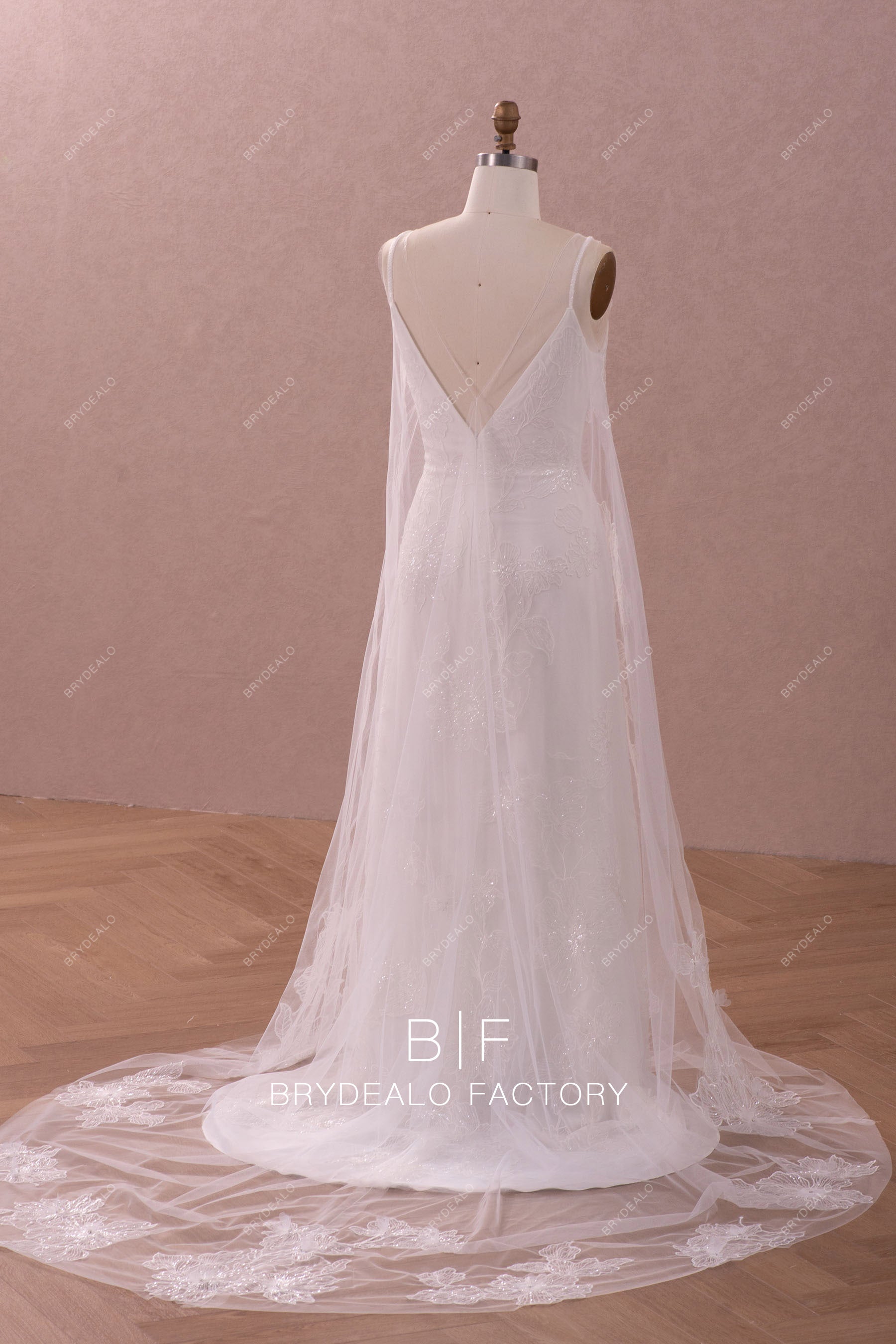 long detachable robe lace wedding dress