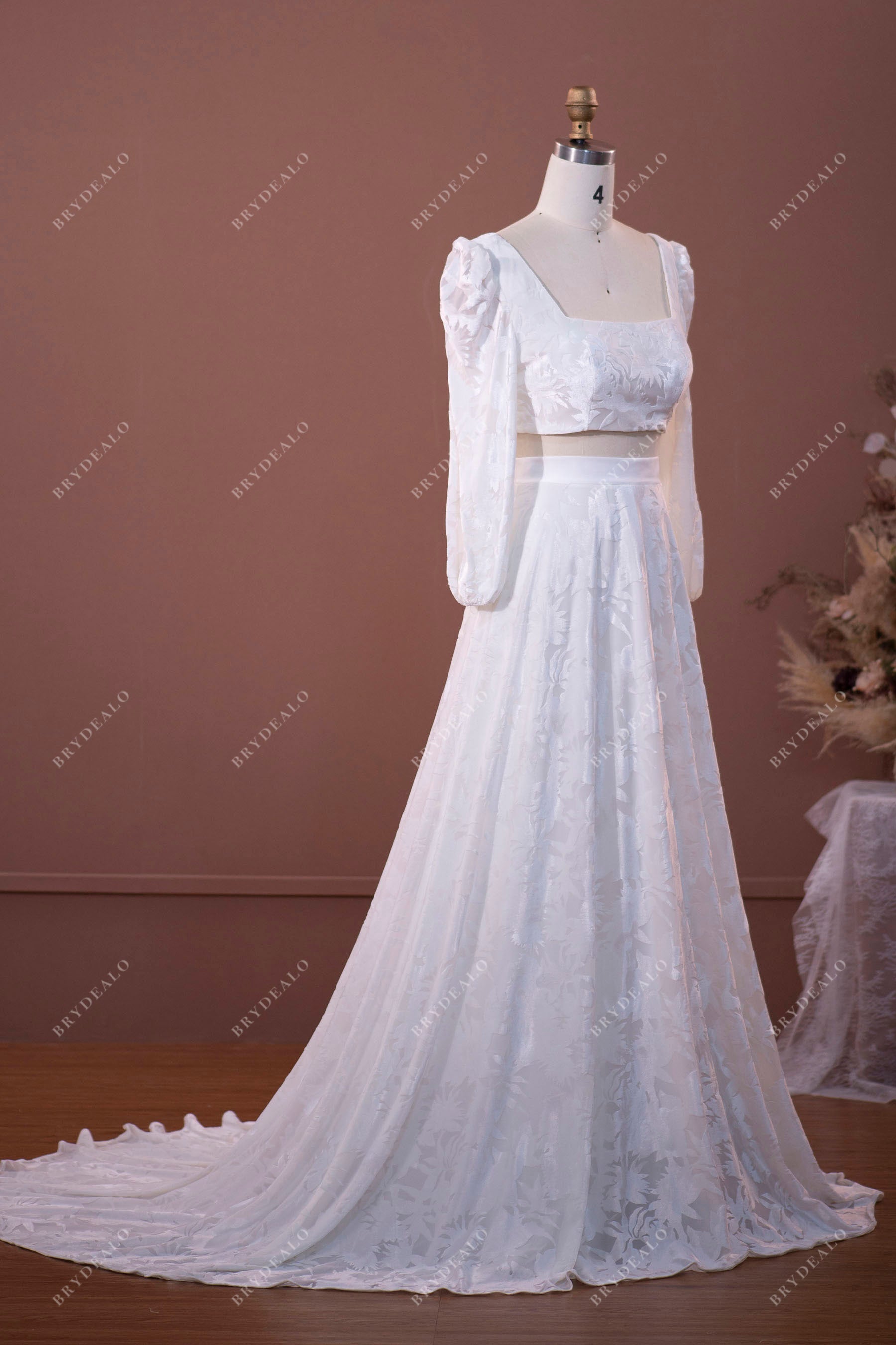 long sleeves two-piece velvet bridal gown