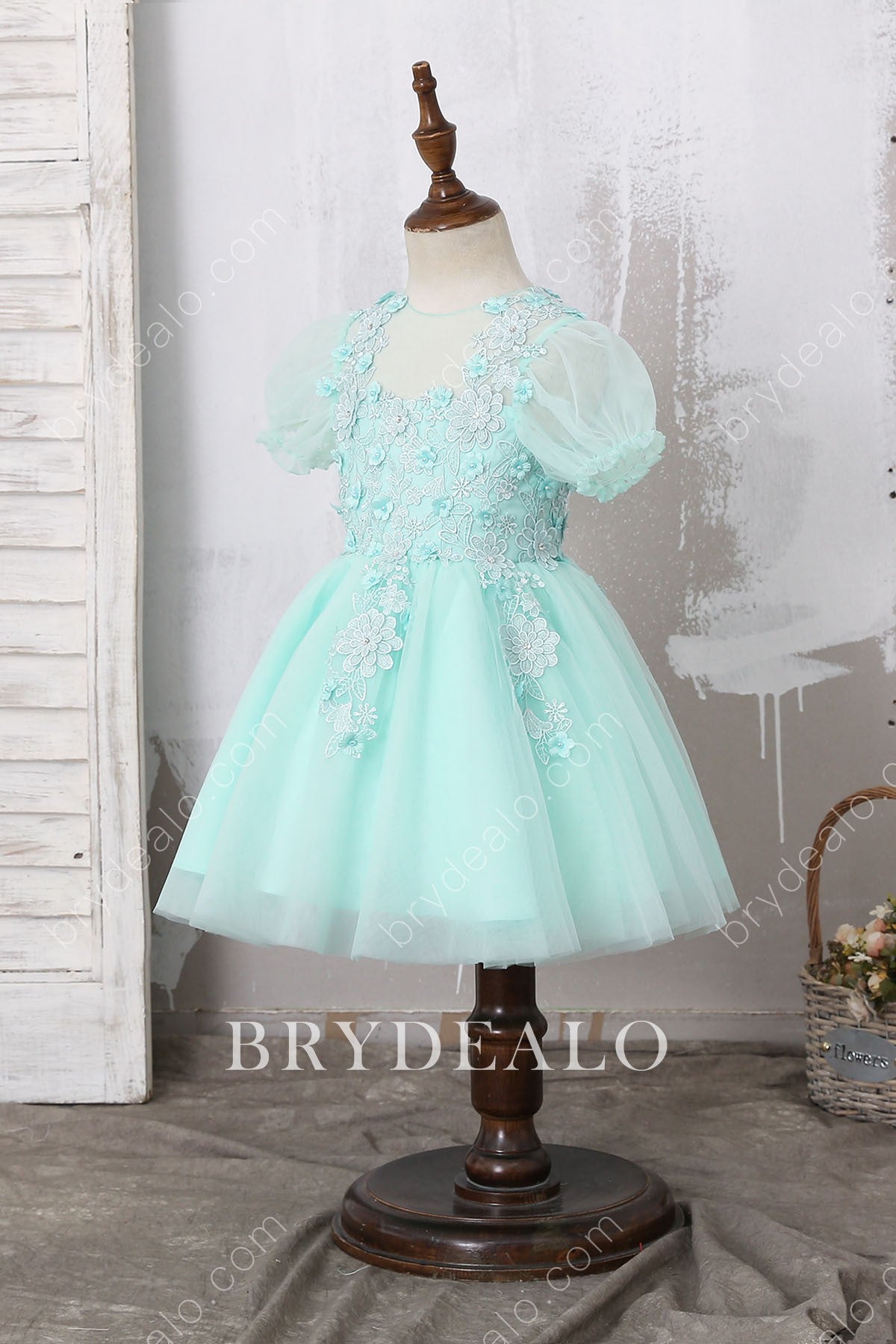 Bubble Sleeve Lace Mint Flower Girl Dress