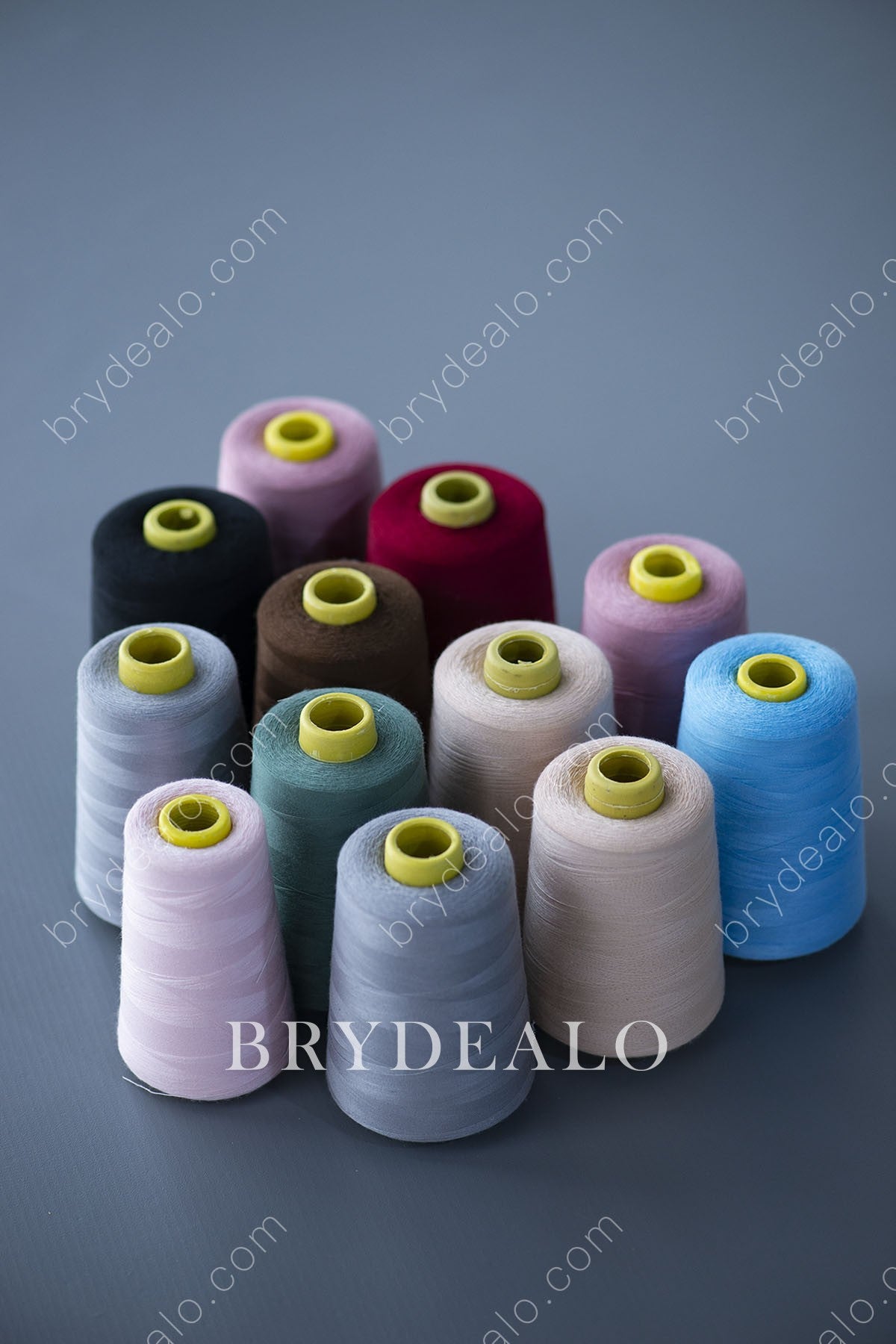 Lustrous Cotton Sewing Thread for Wholesale