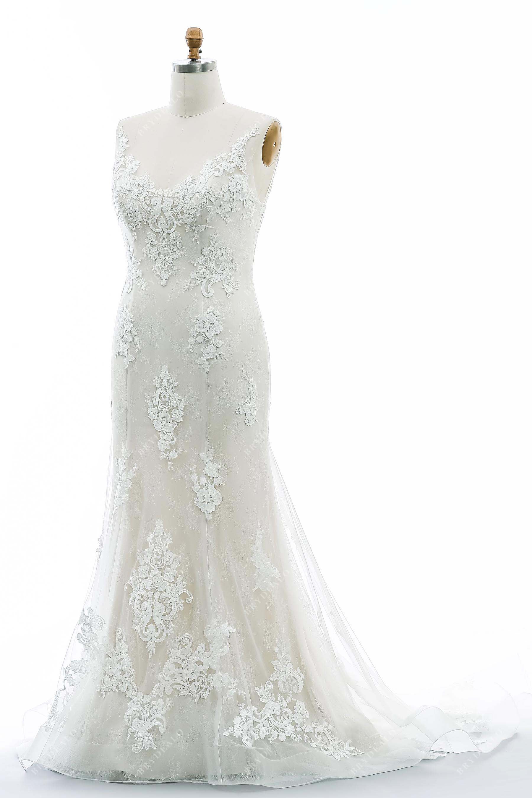 mermaid sleeveless lace wedding dress