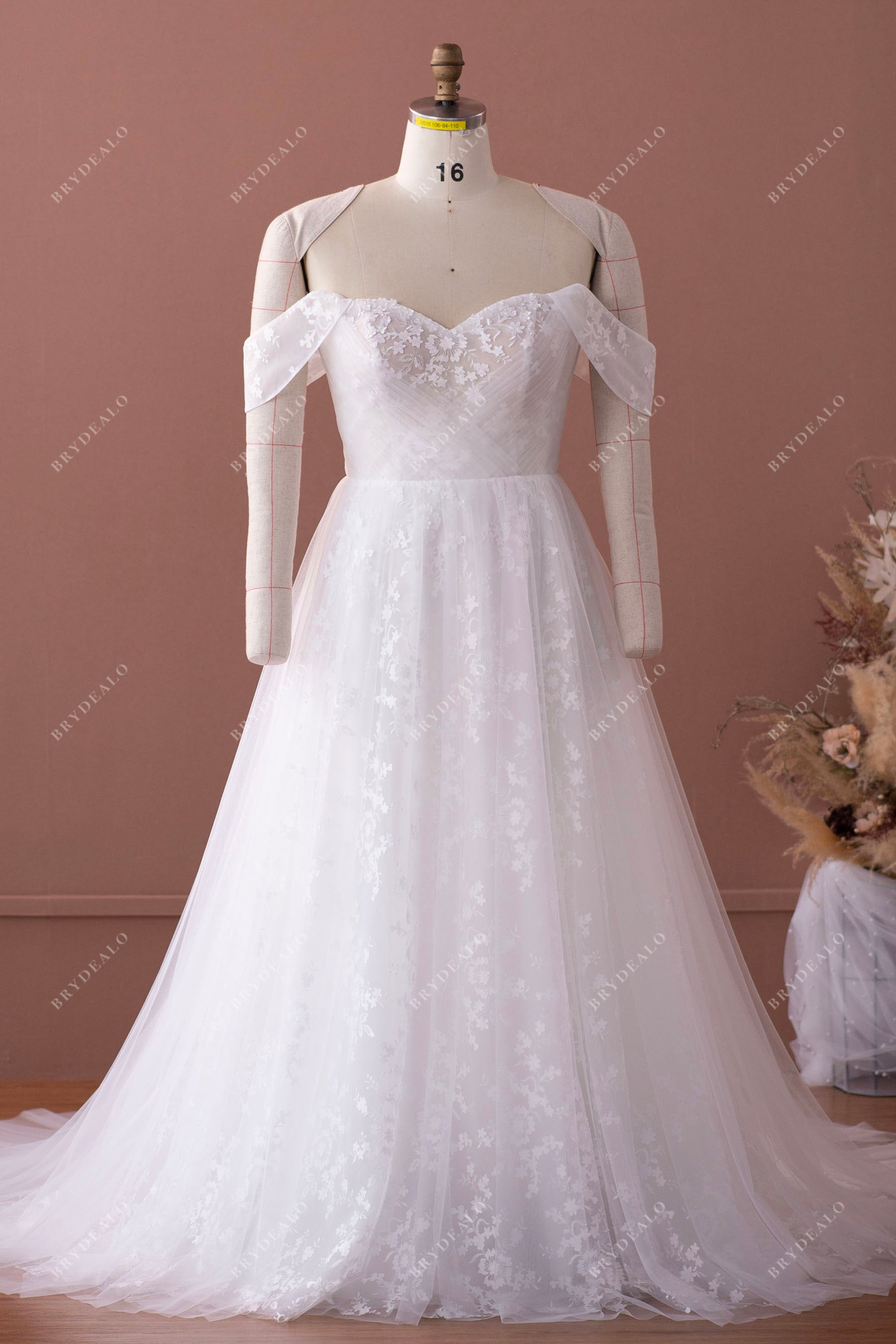 Plus Size Romantic Lace Off Shoulder Tulle Wedding Dress