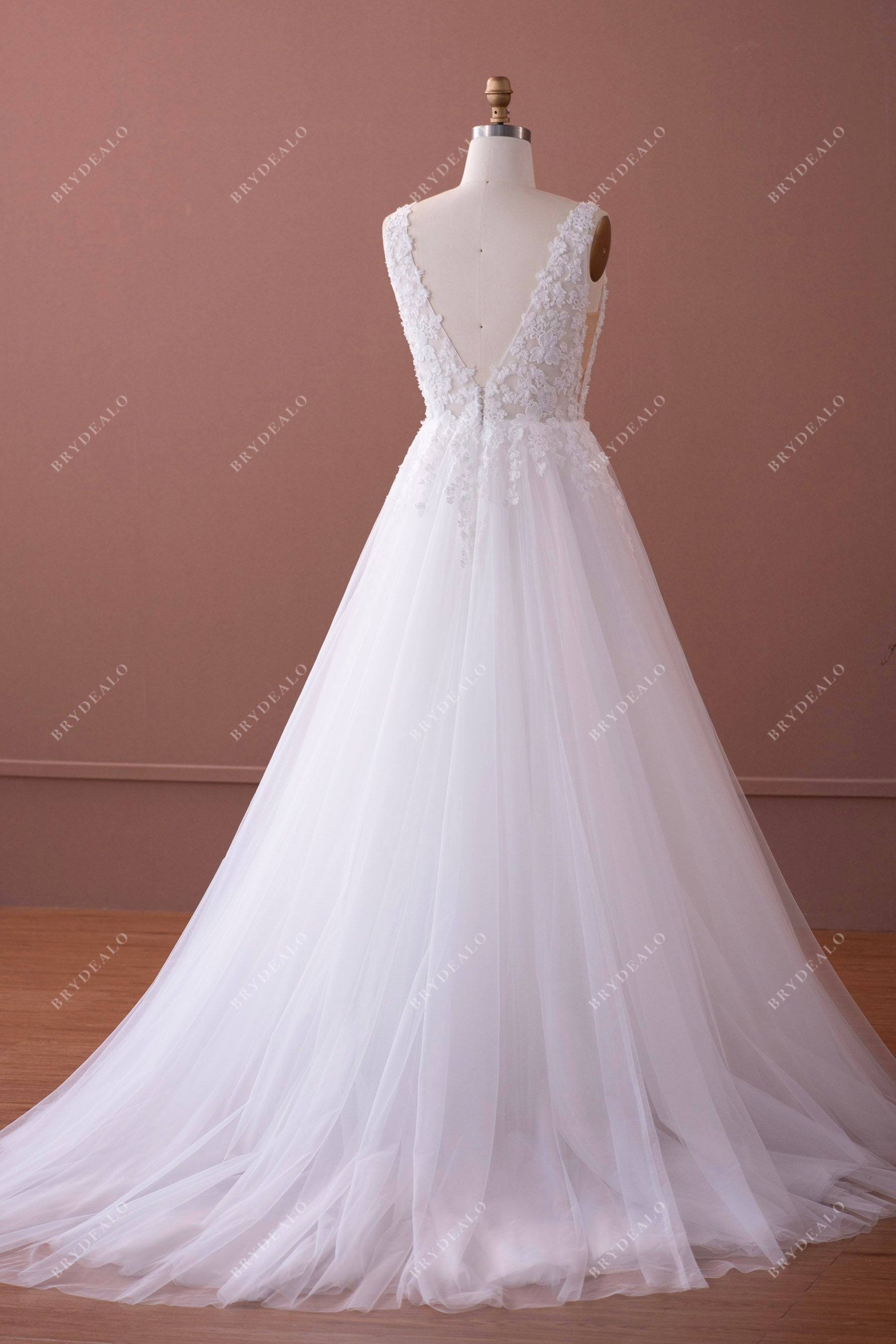 open back lace long tulle wedding dress
