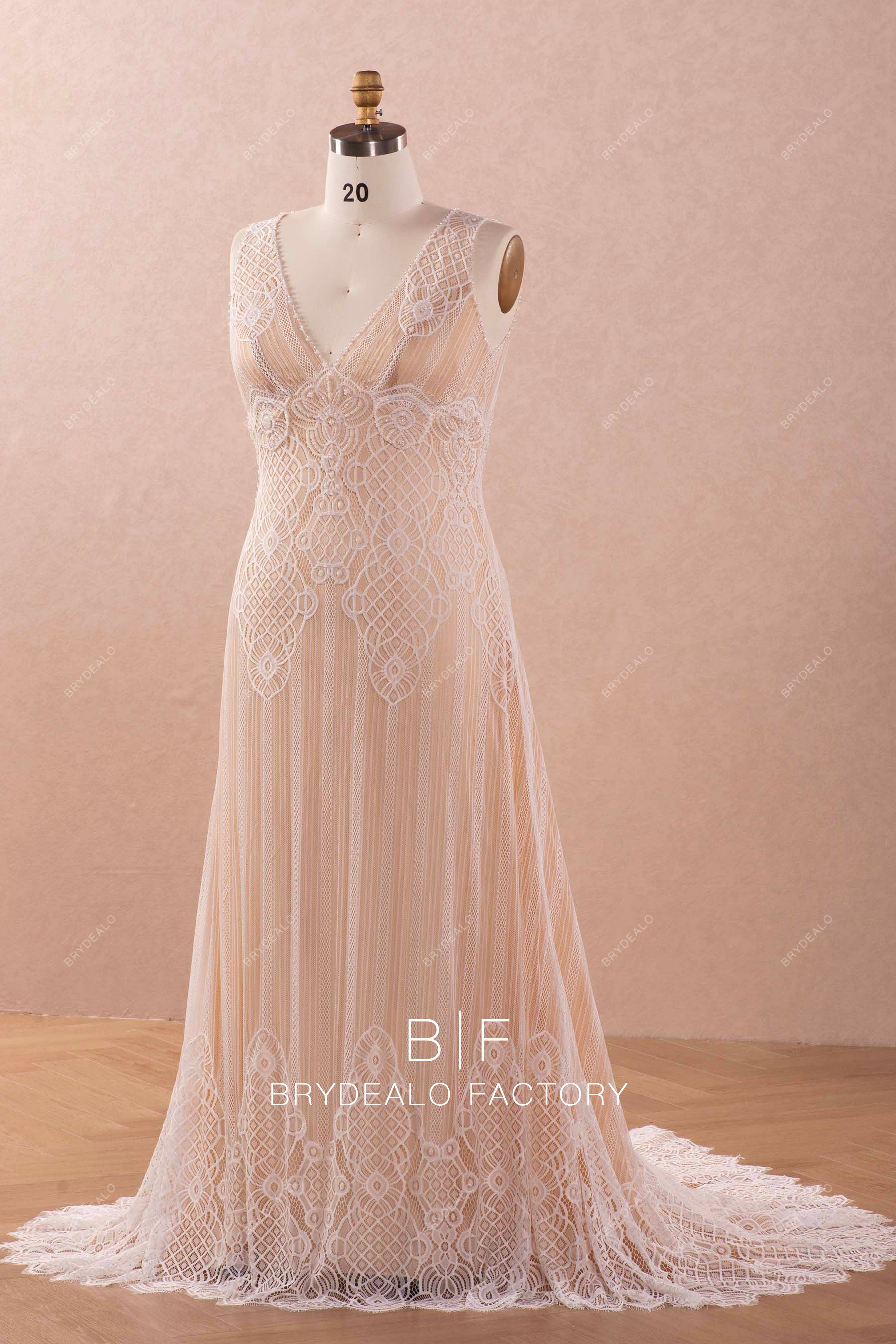 Ecru Lace Wedding Dress