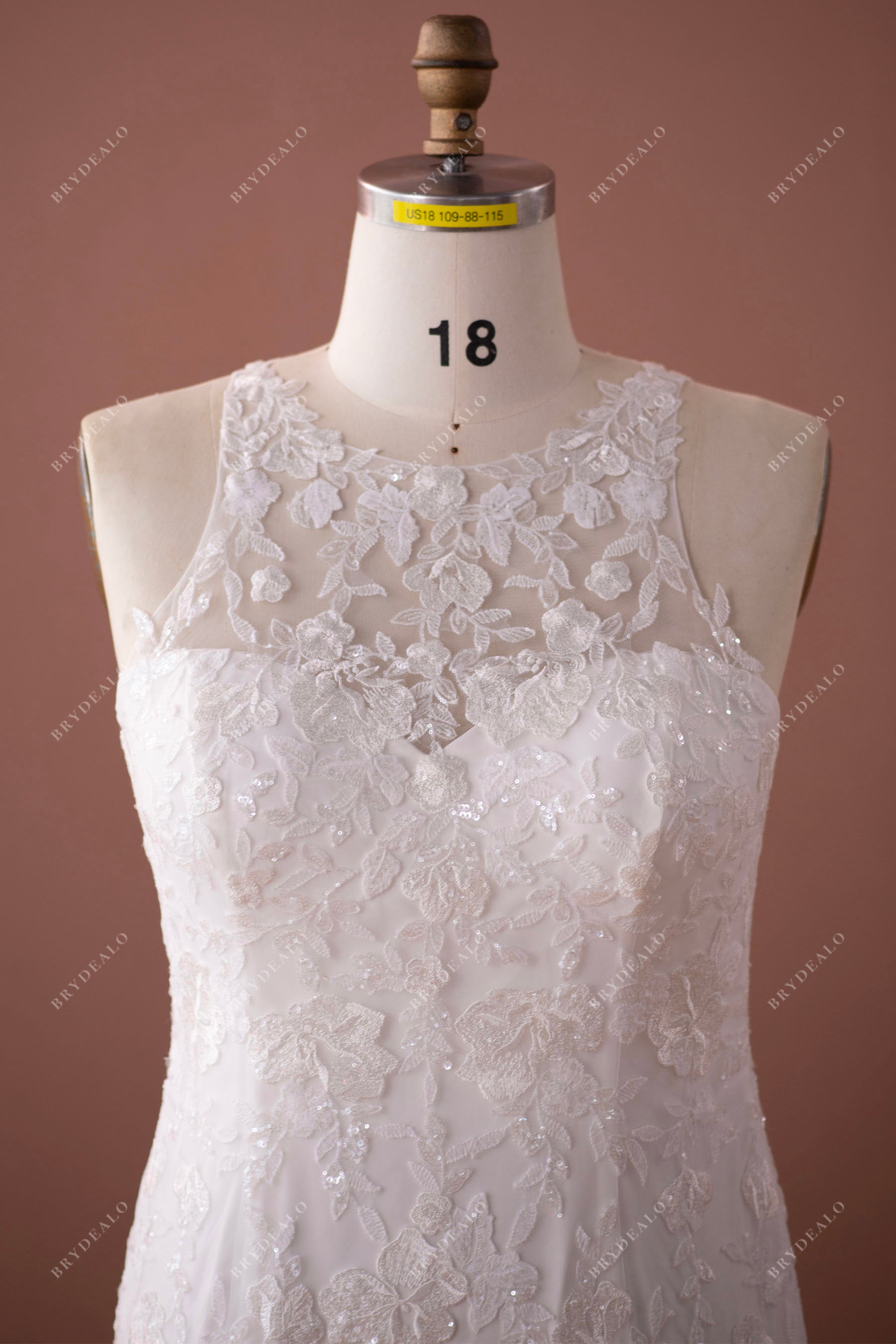 plus size halter lace sleeveless wedding gown