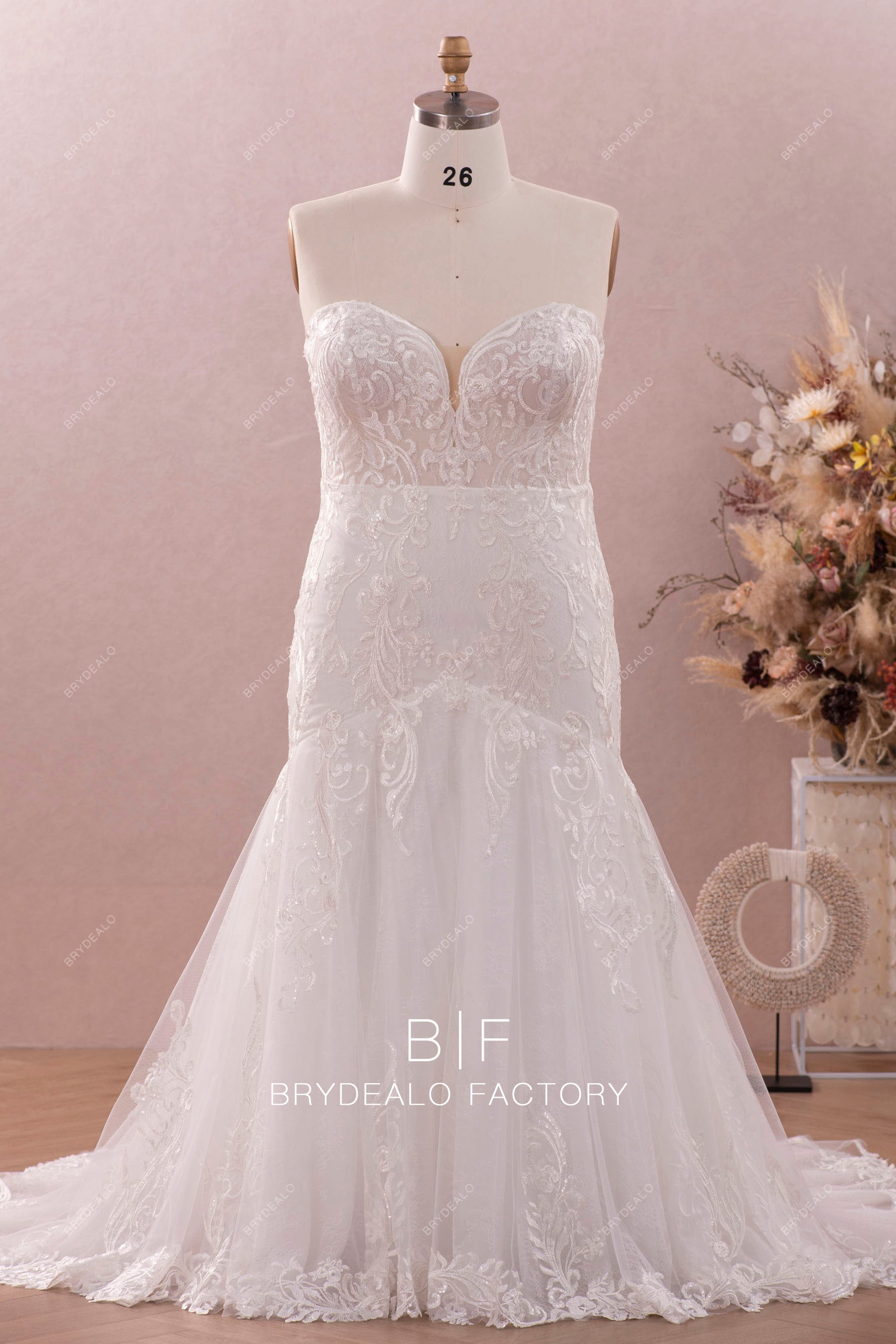 plus size mermaid lace wedding dress