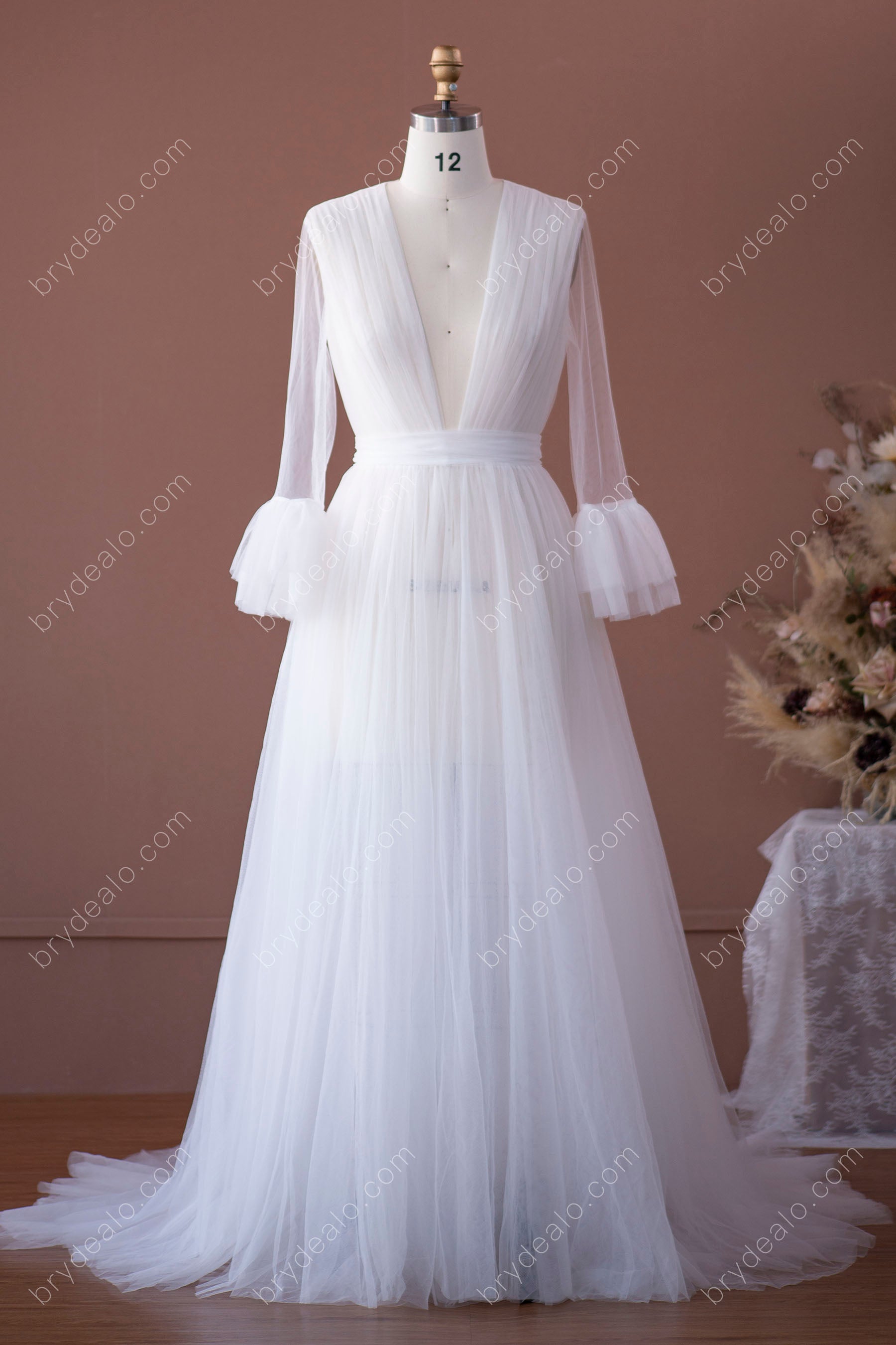 Romantic Tulle Bell Sleeve Plunging Bridal Robe