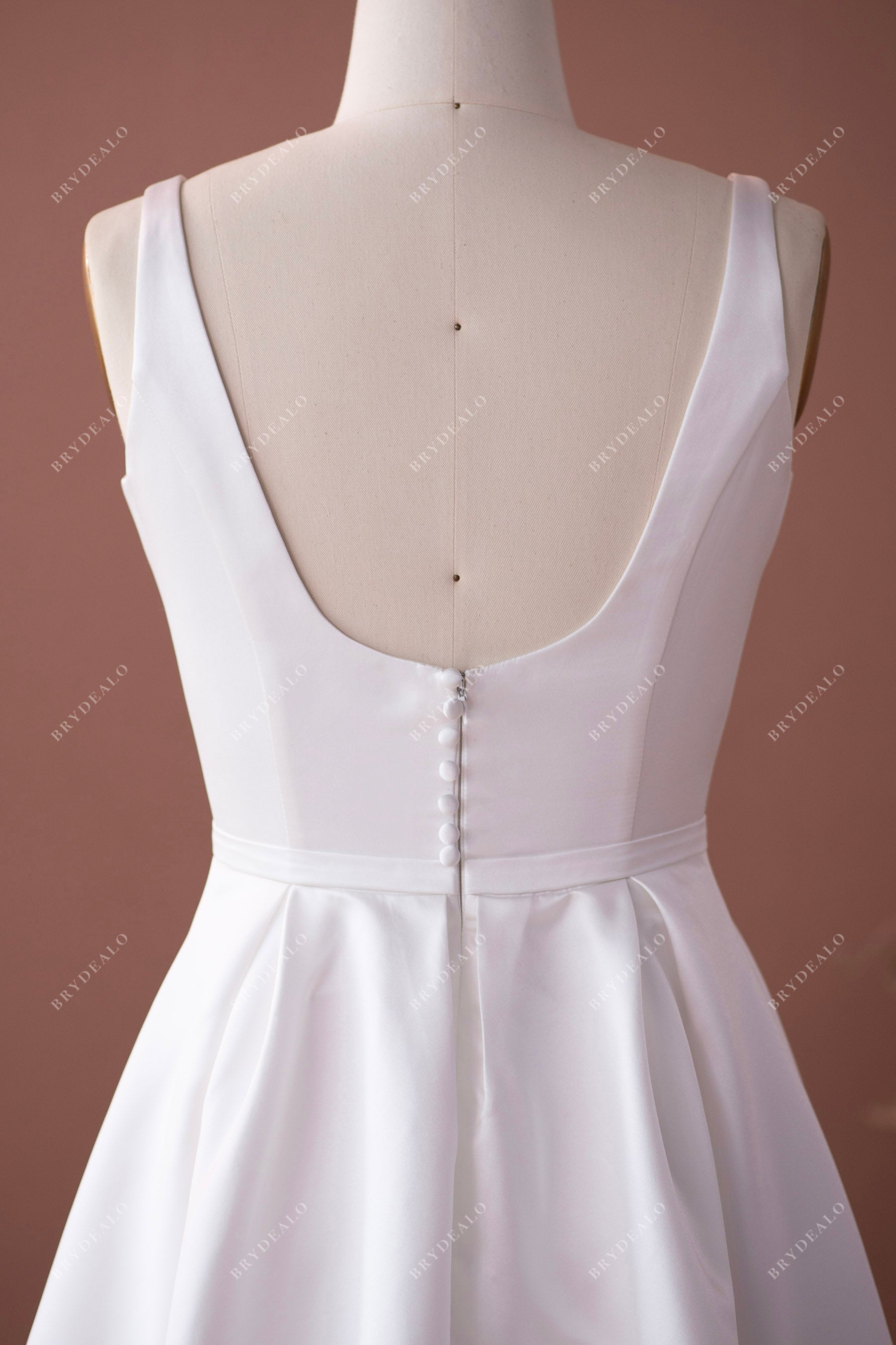 satin sleeveless wedding gown for wholesale