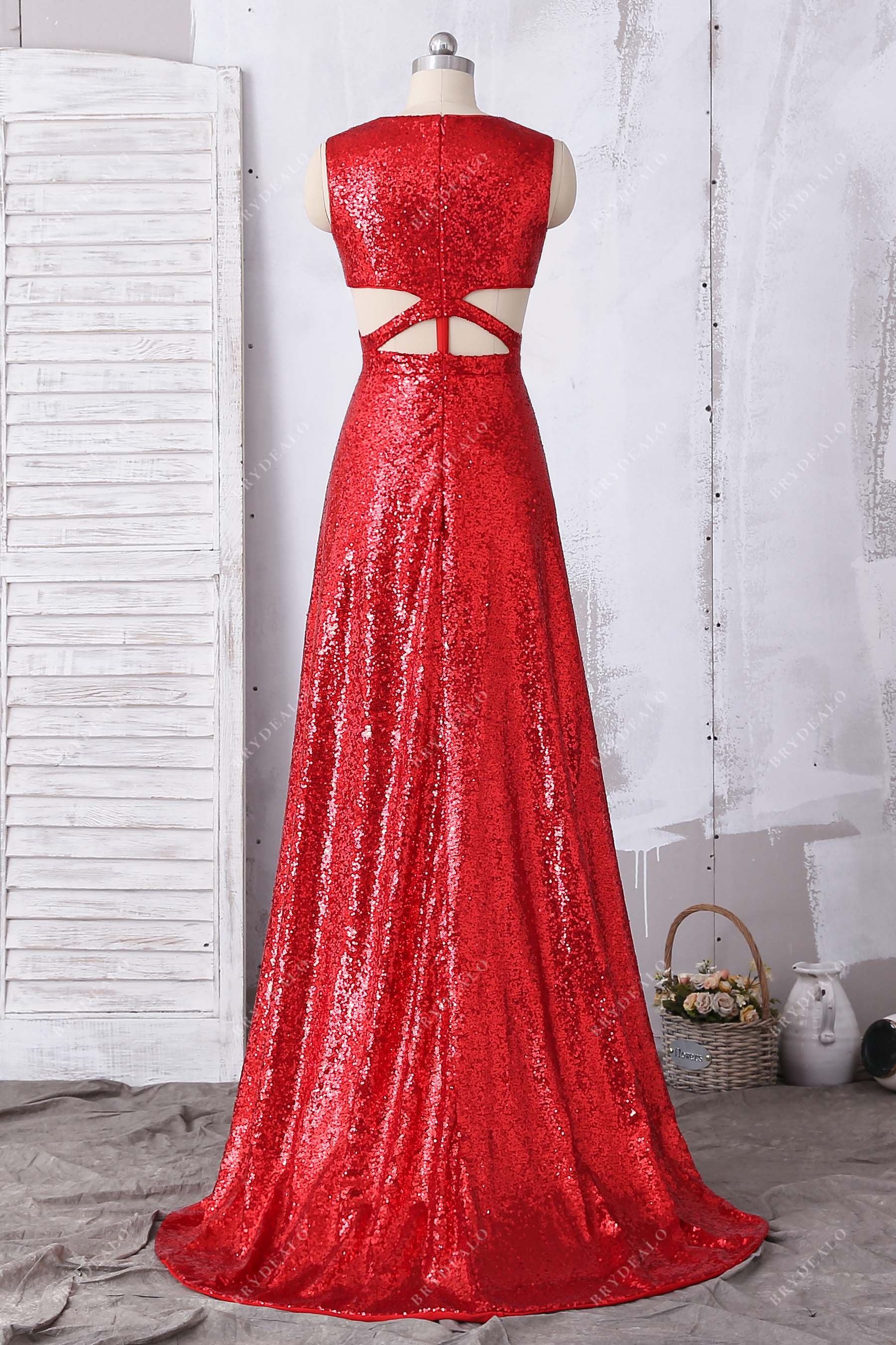 Red sleeveless wedding gown | Sleeveless wedding gown, Party wear gown,  Anarkali gown receptions