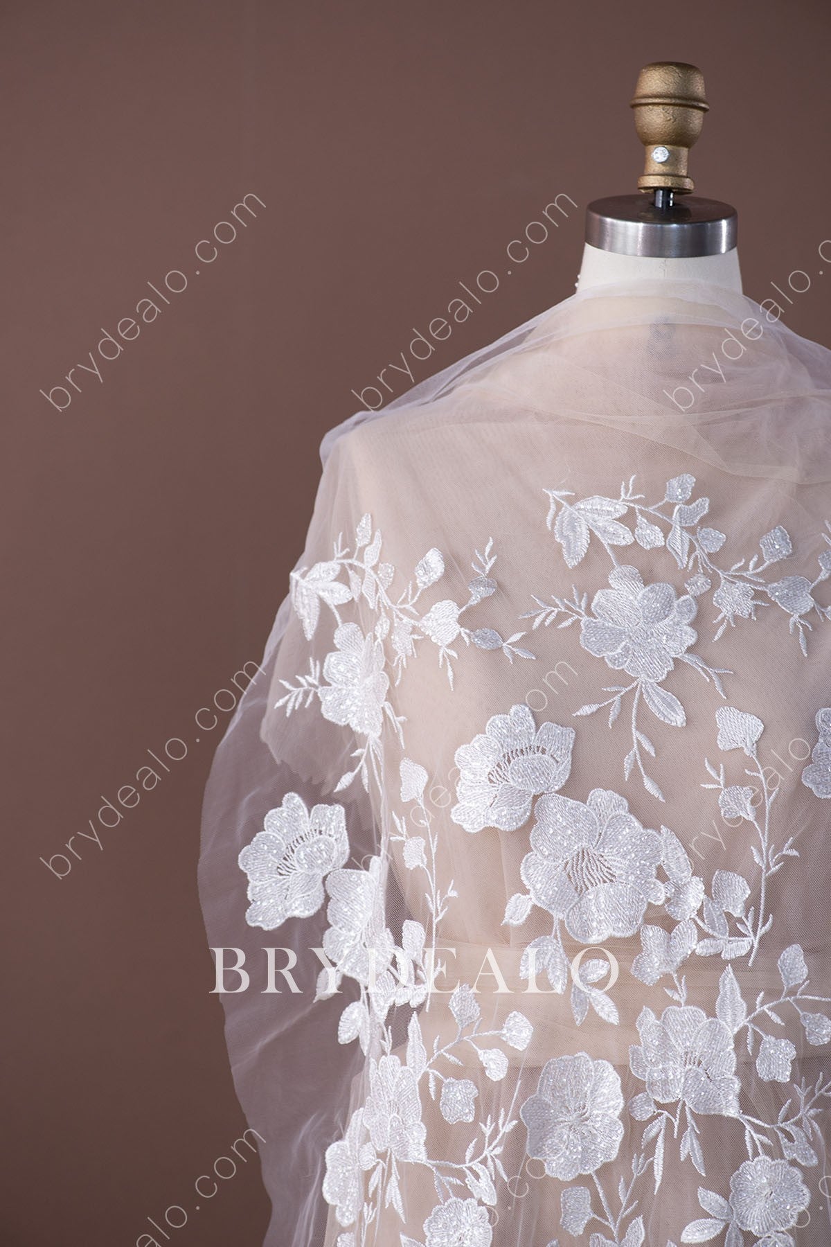 Best Shimmering Sequinned Flower Designer Lace Fabric