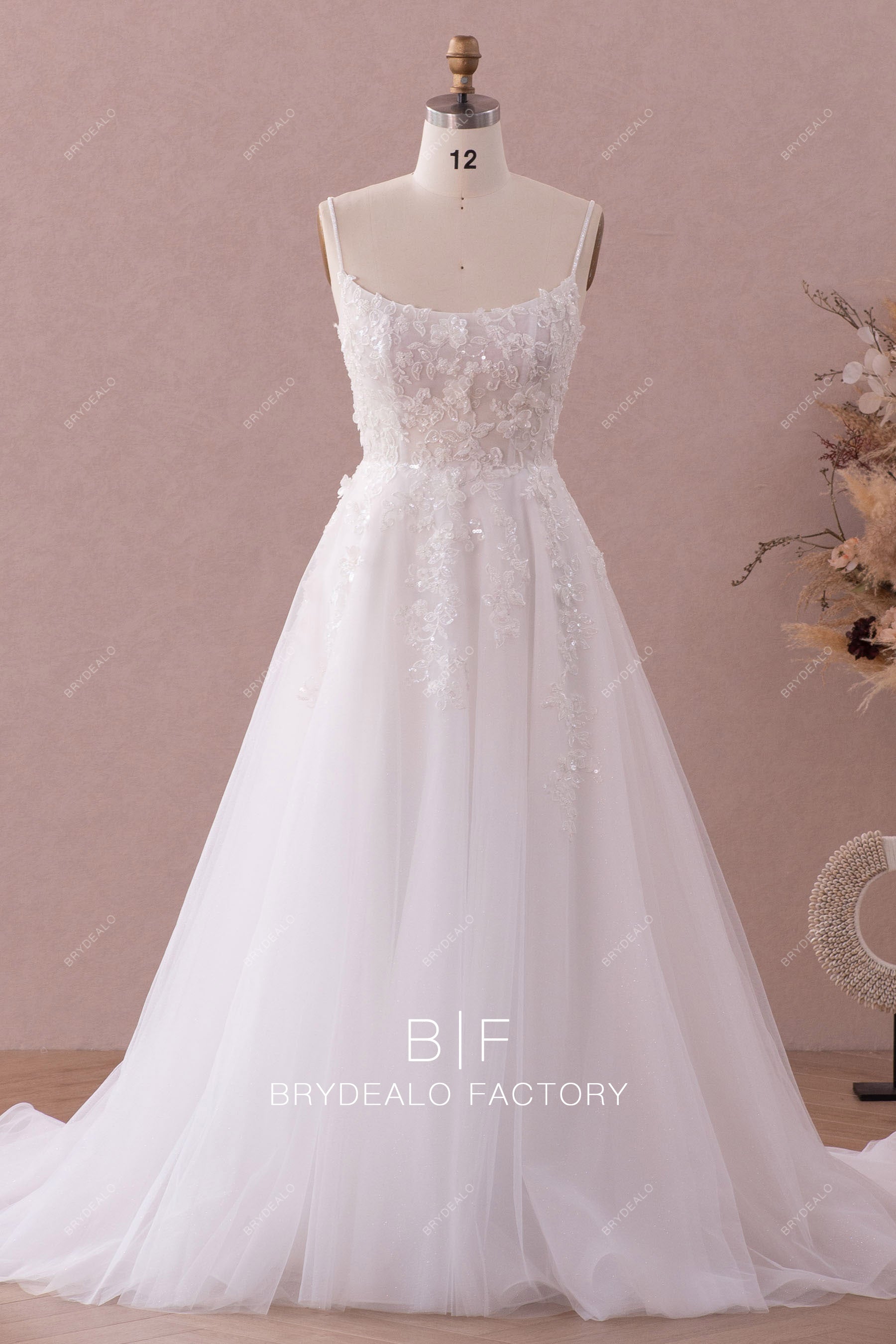 shimmery Aline flower lace wedding gown
