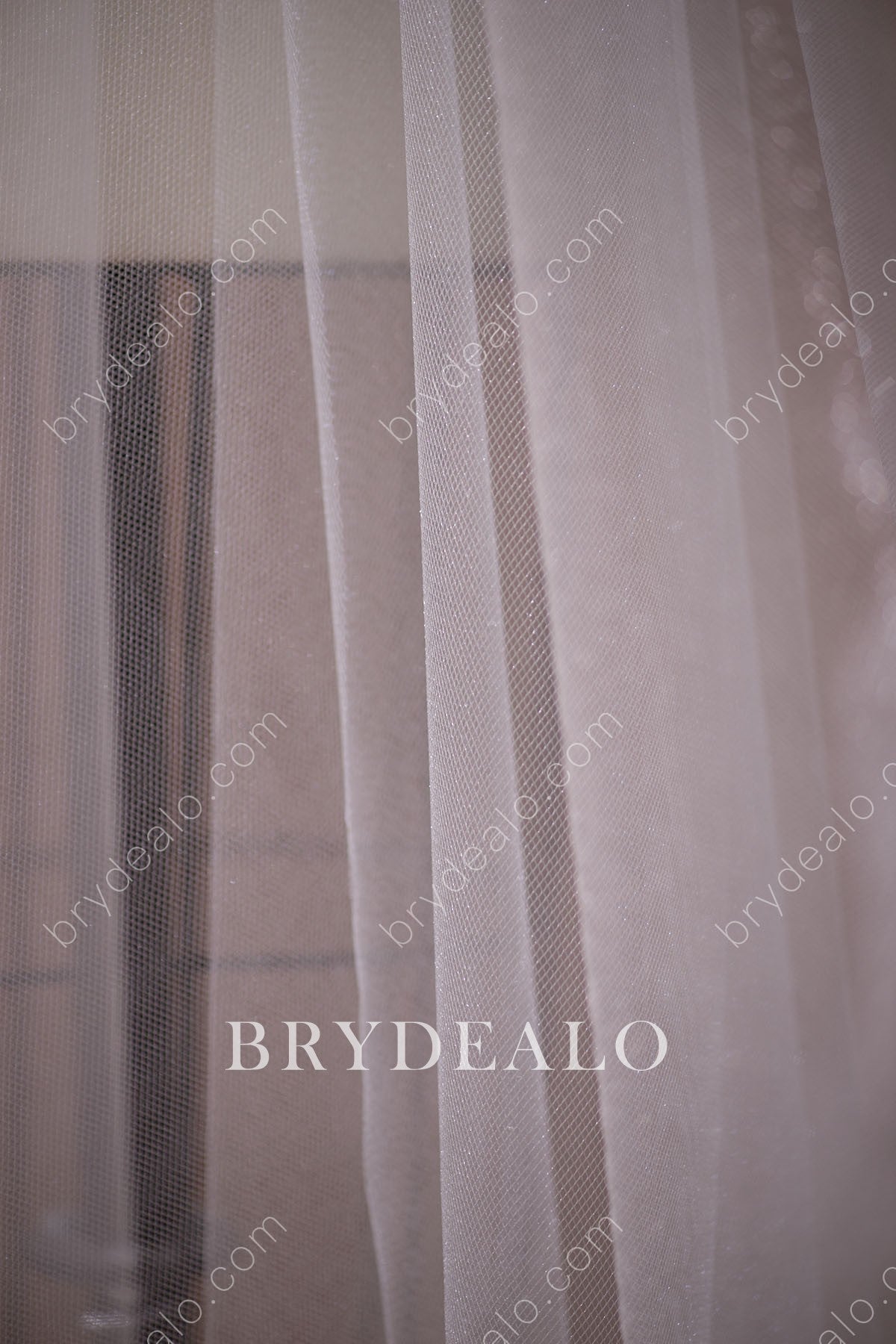 Shimmery Bridal Veil Tulle Fabric for Wholesale