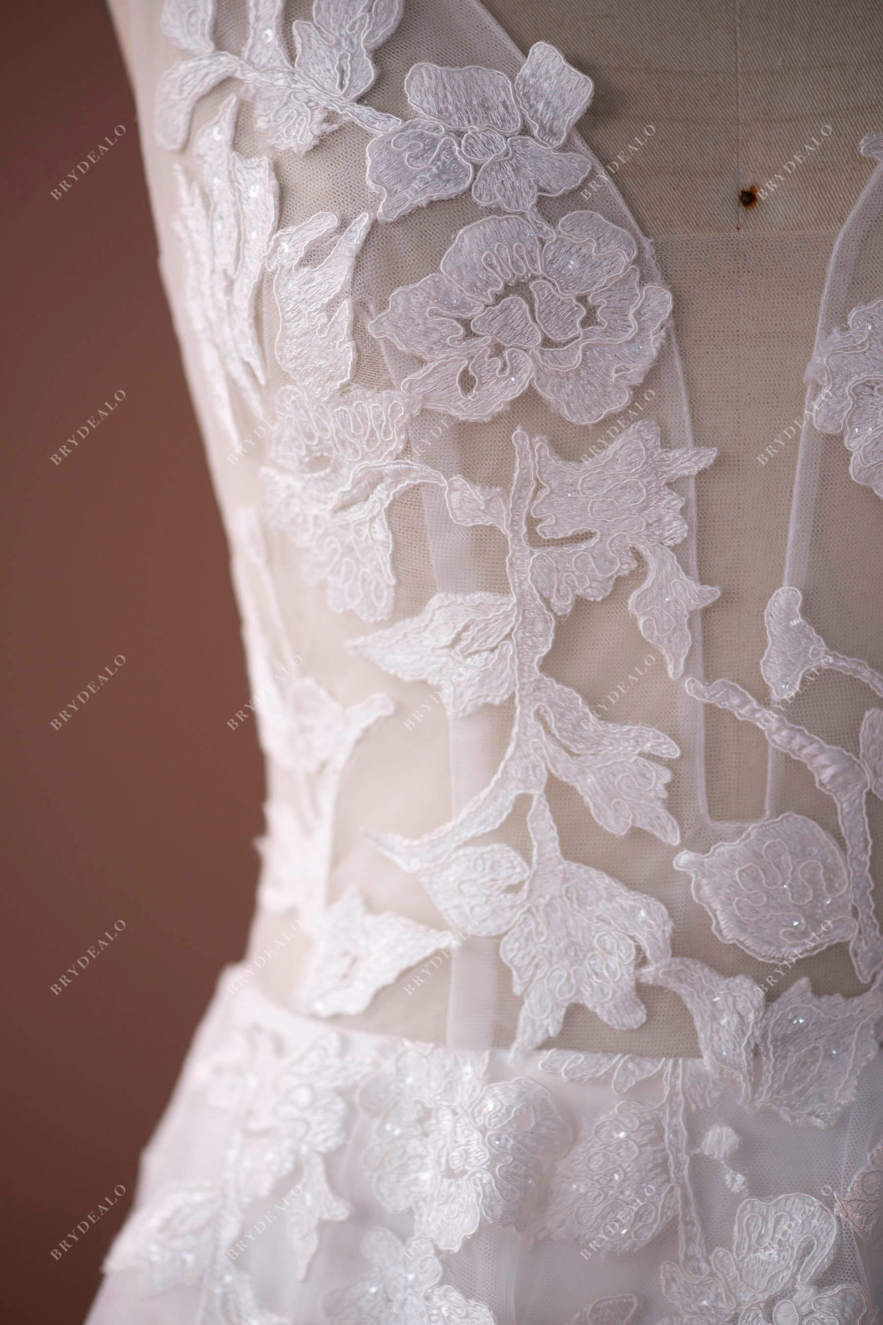 shimmery flower lace wedding dress