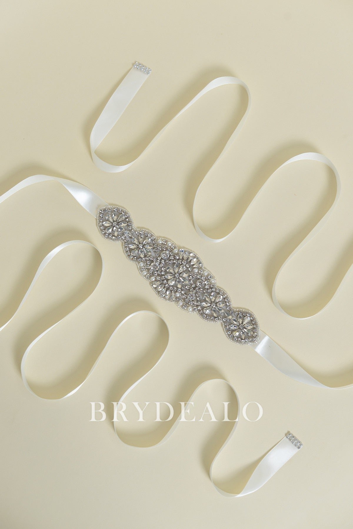 Shiny Scalloped Rhinestones Pearls Bridal Sash for Wholesale