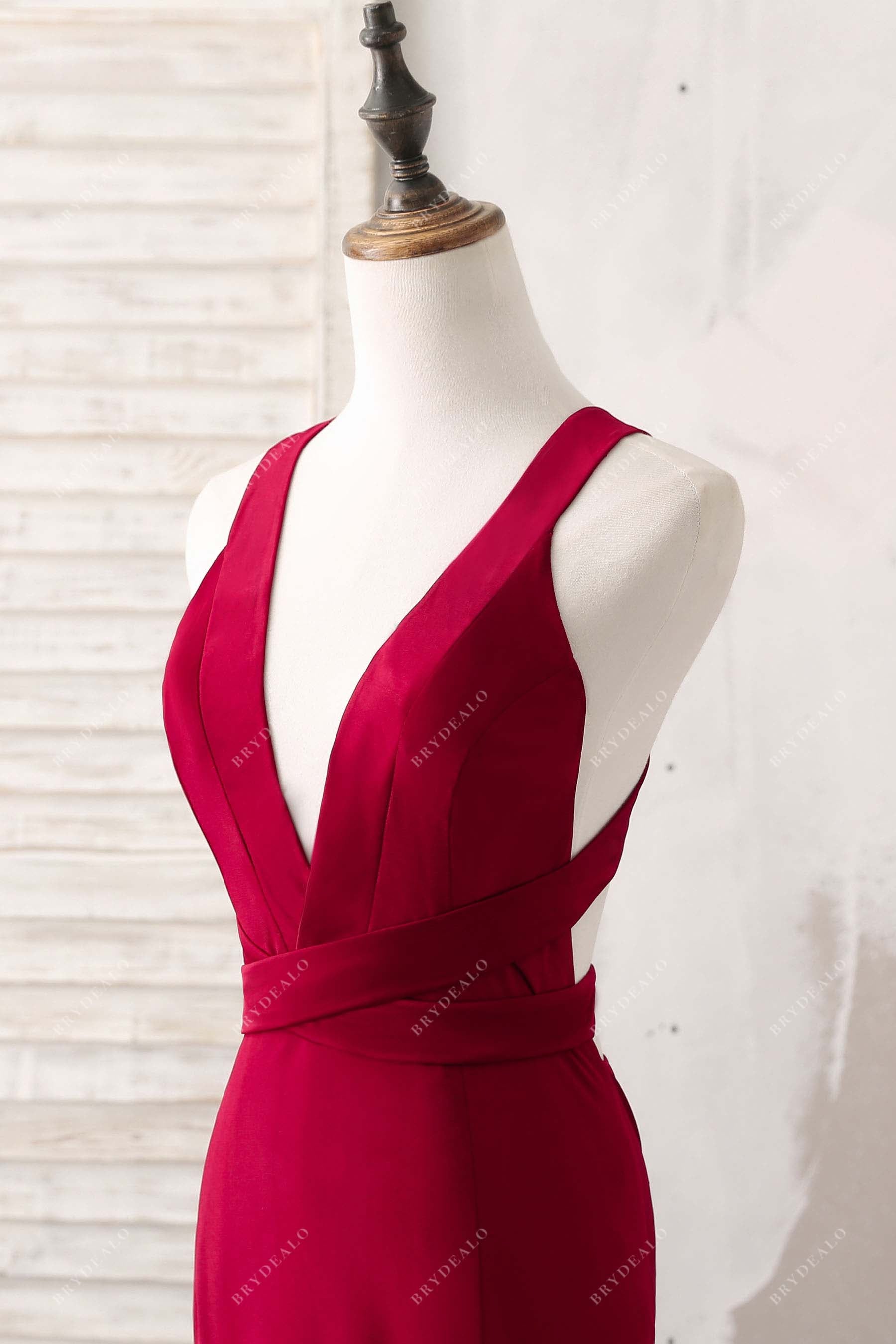 sleeveless burgundy jersey dress