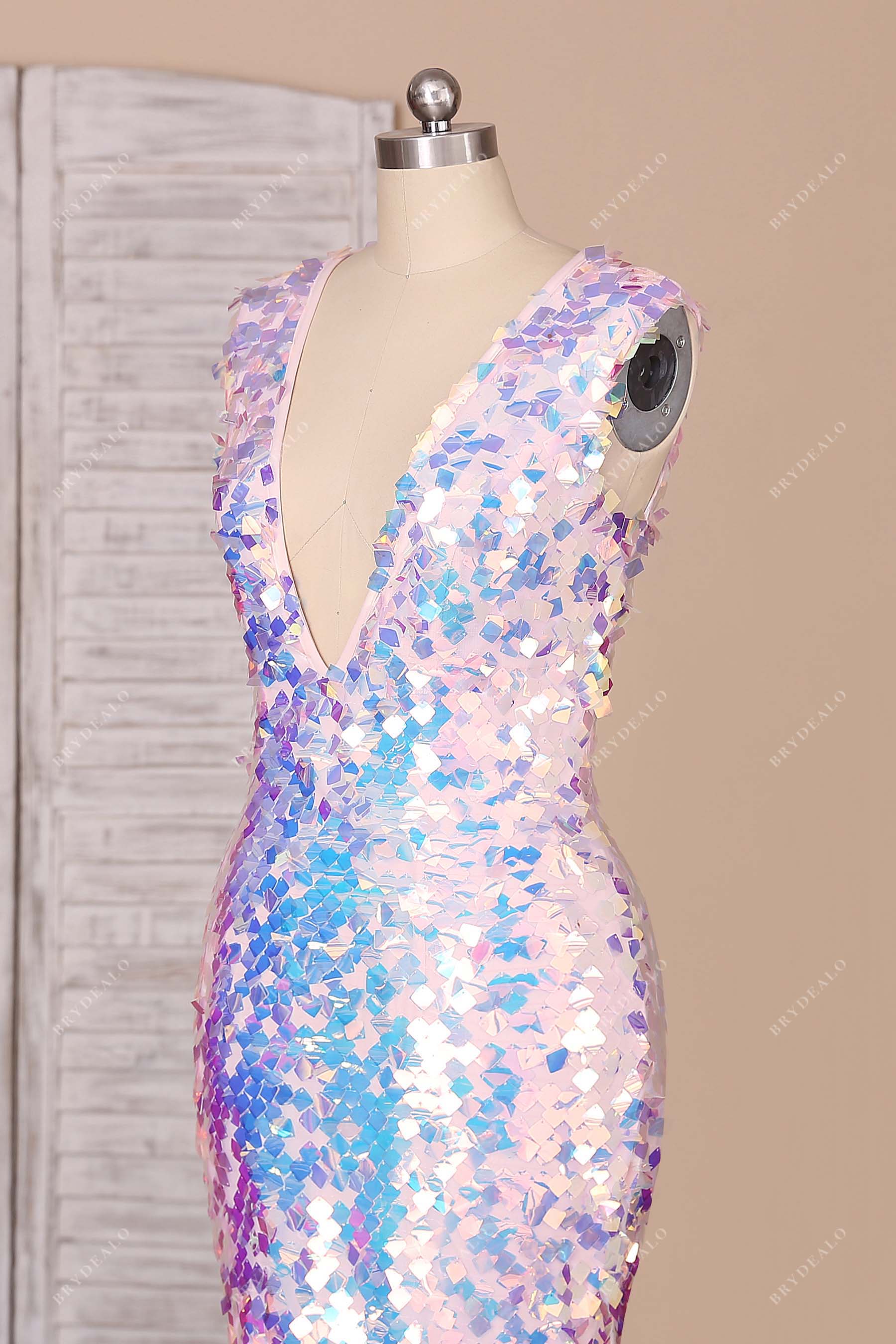 sleeveless sparkly sequin prom dress