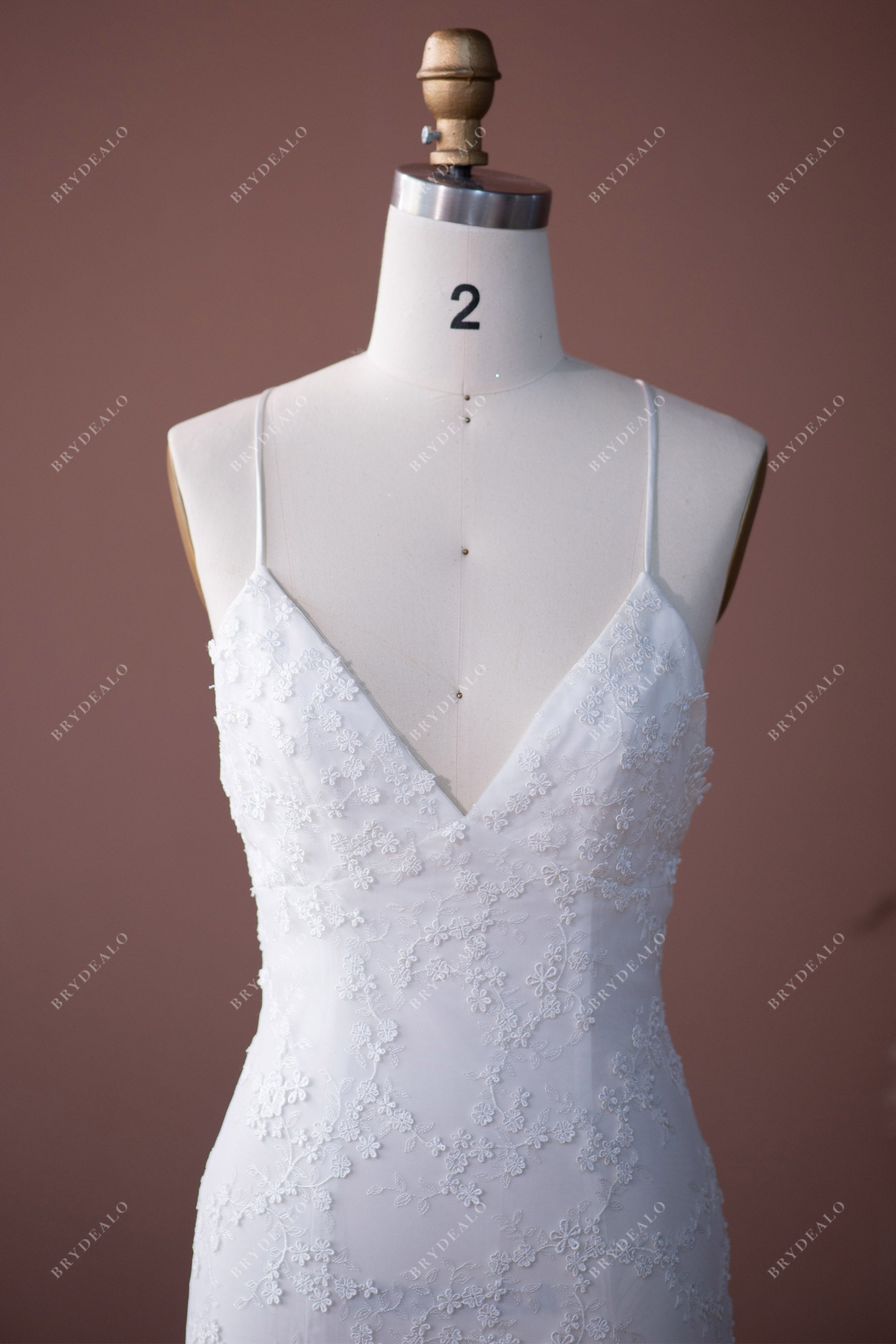 Wholesale Crisscross Back Lace Tulle Wedding Dress