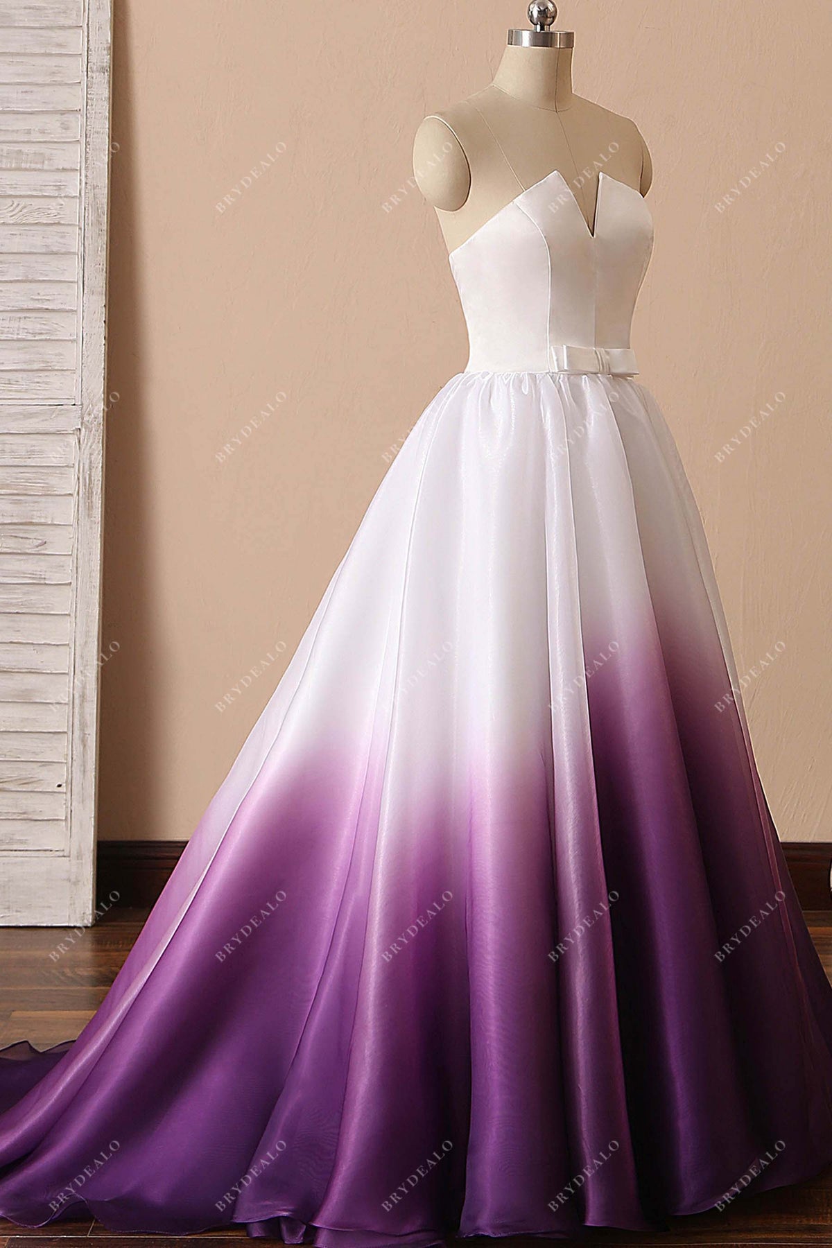 Ombre Purple V-cut Wedding Ball Gown Ombre Purple V-cut Wedding Ball Gown