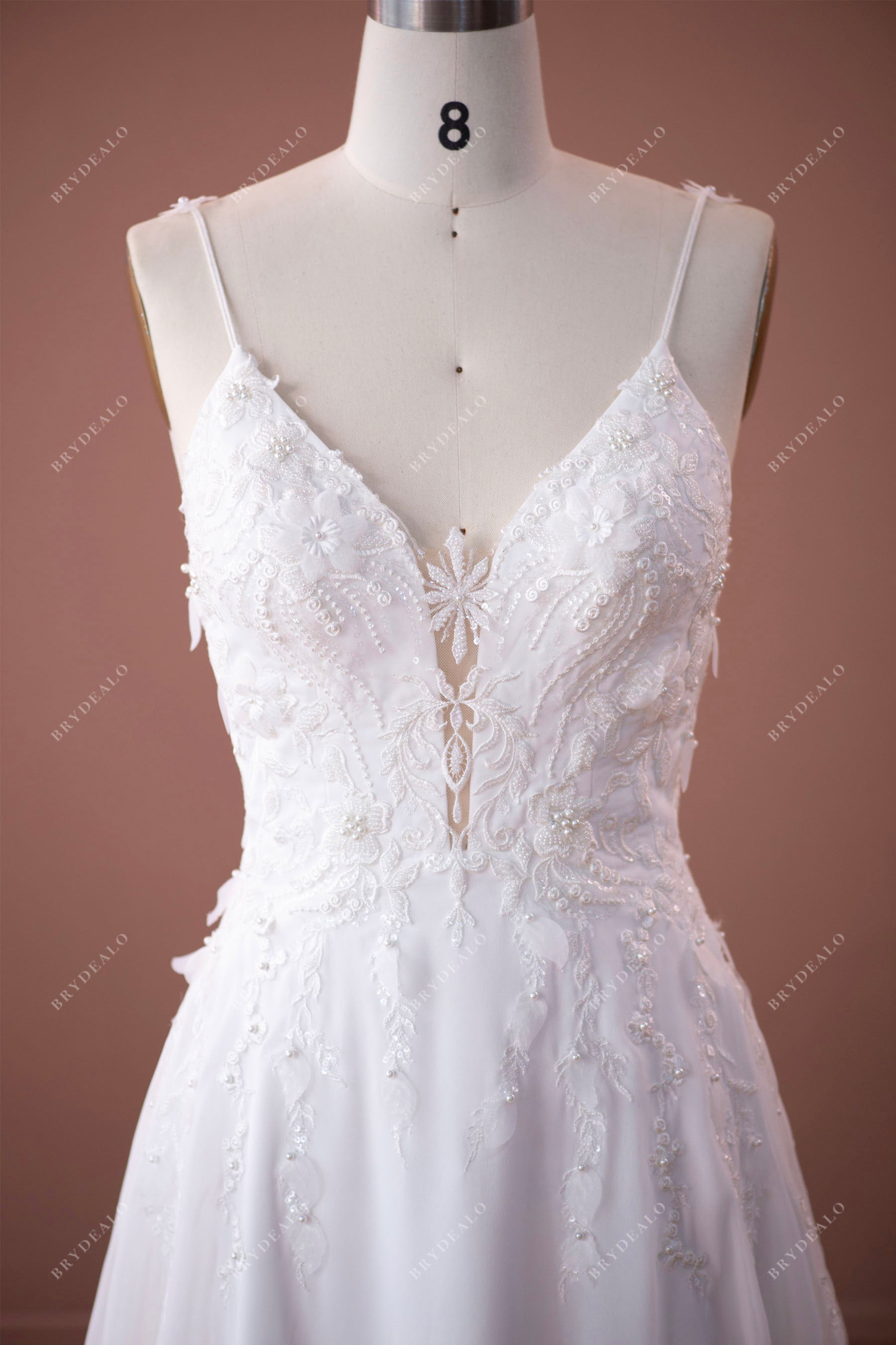 spaghetti straps plunging flower lace appliqued sleeveless wedding dress