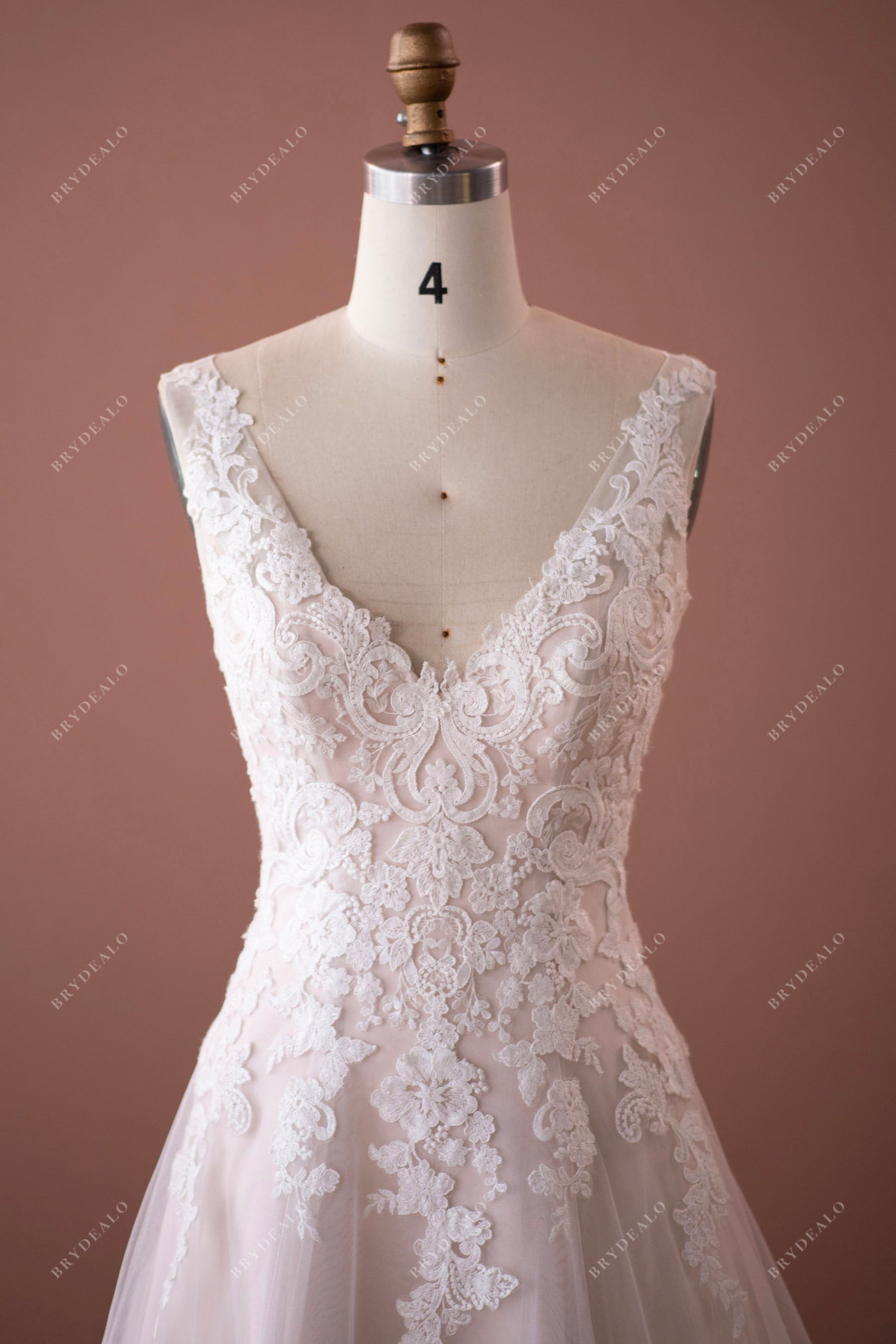 straps V-neck Wedding Dress