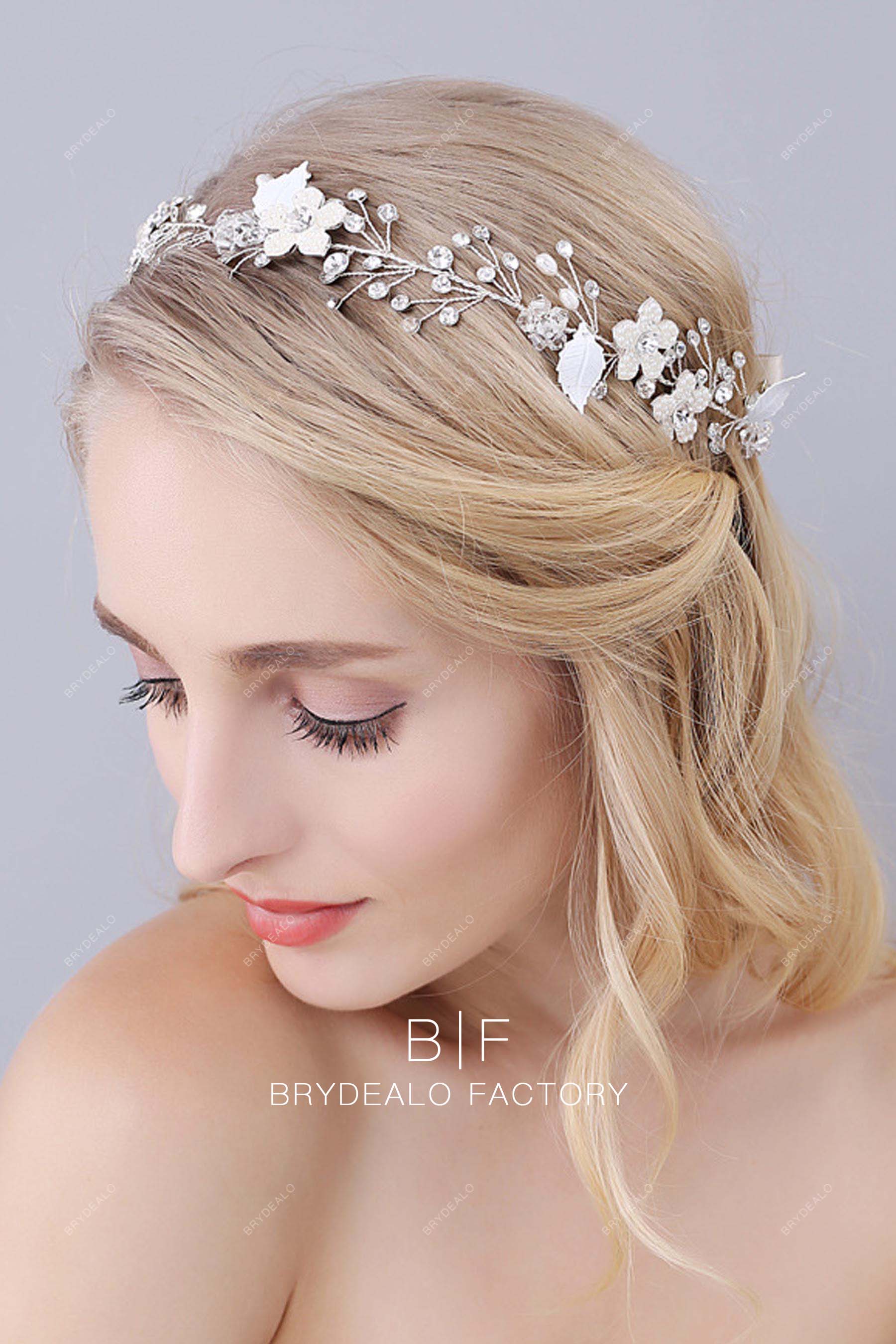 stylish pearls bridal headpiece