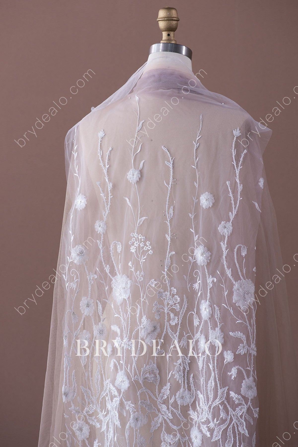 Stylish Sequin Flowers Vine Bridal Lace Fabric for Wholesale