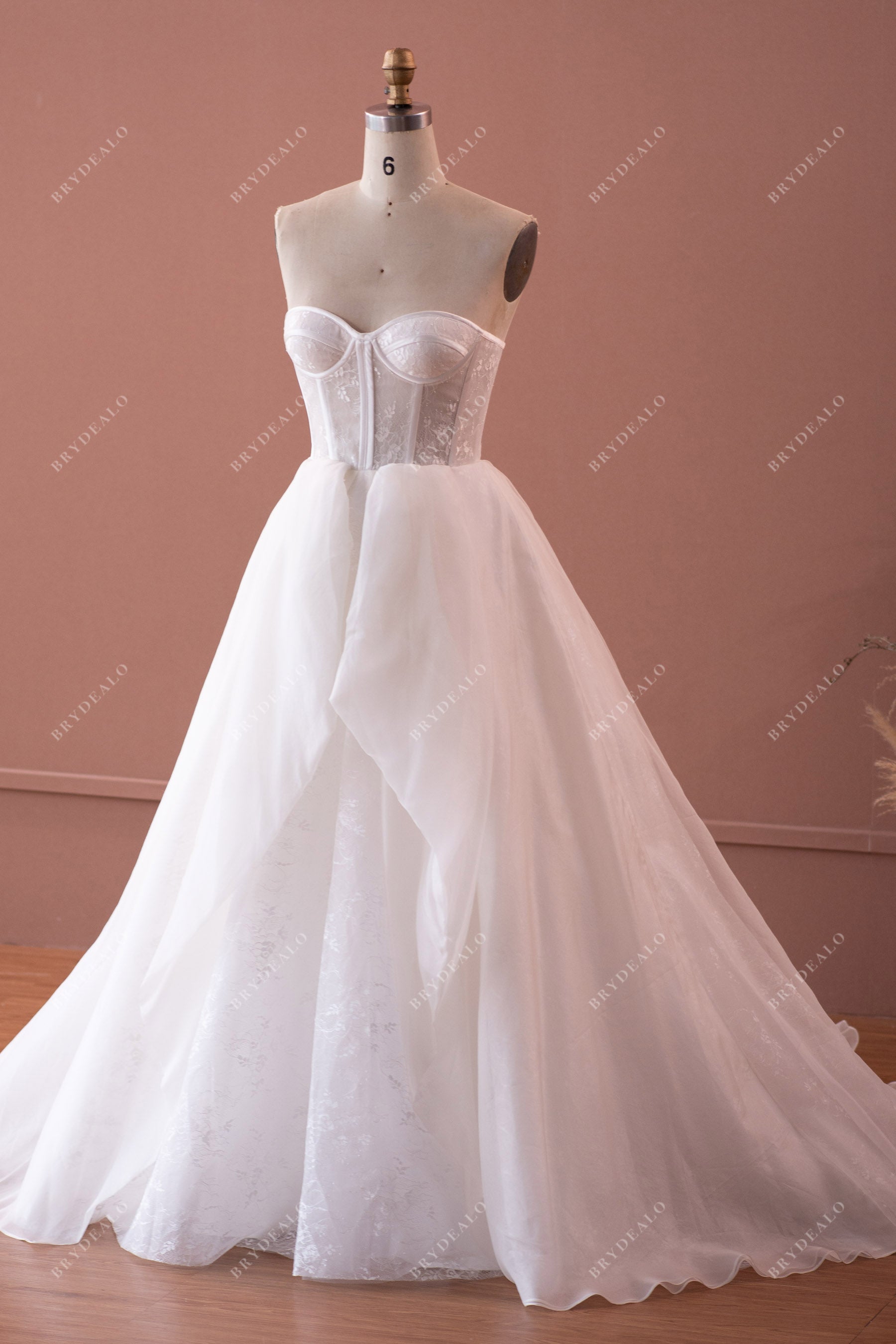 sweetheart corset lace organza bridal ballgown