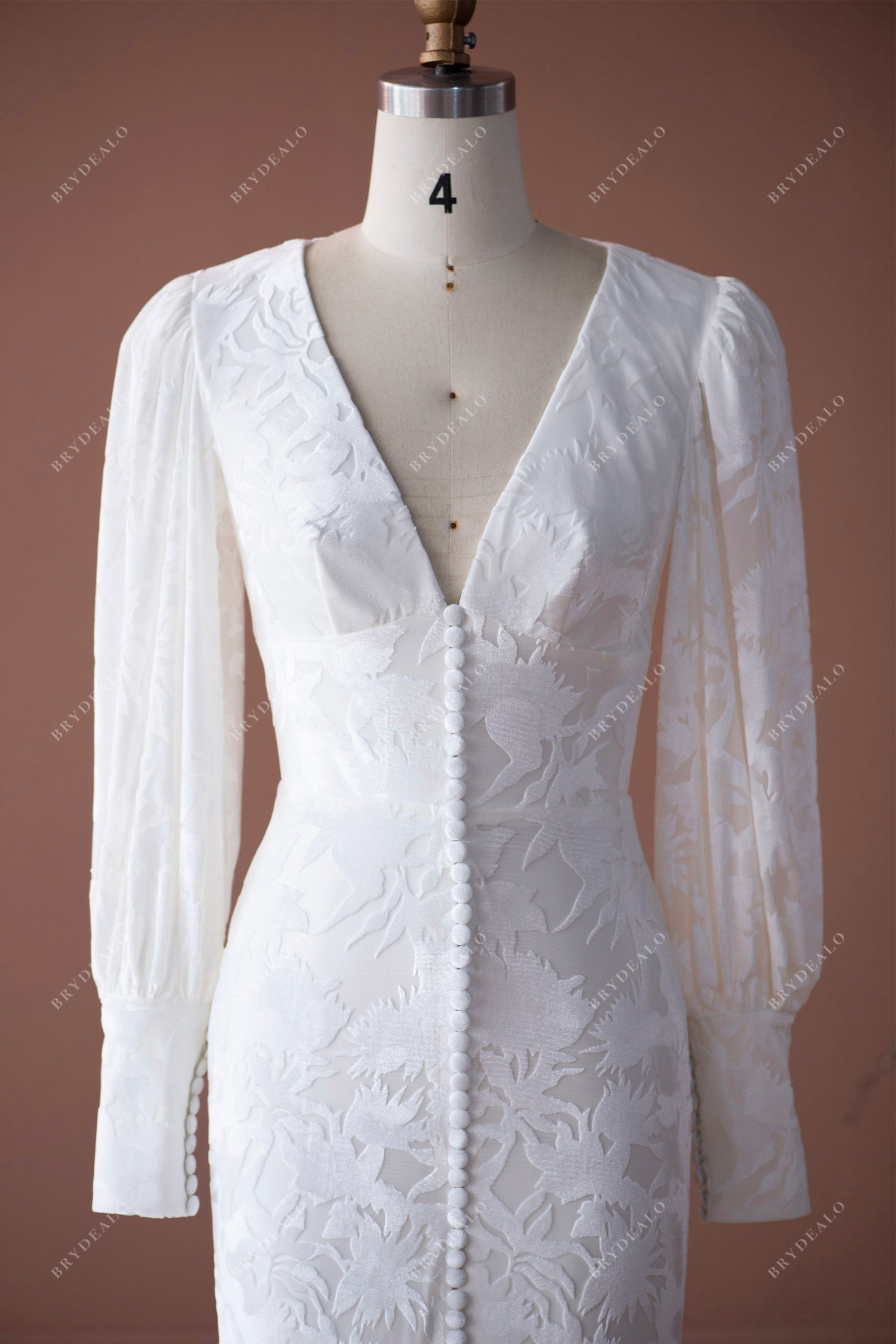 vintage v-neck long sleeve wedding dress